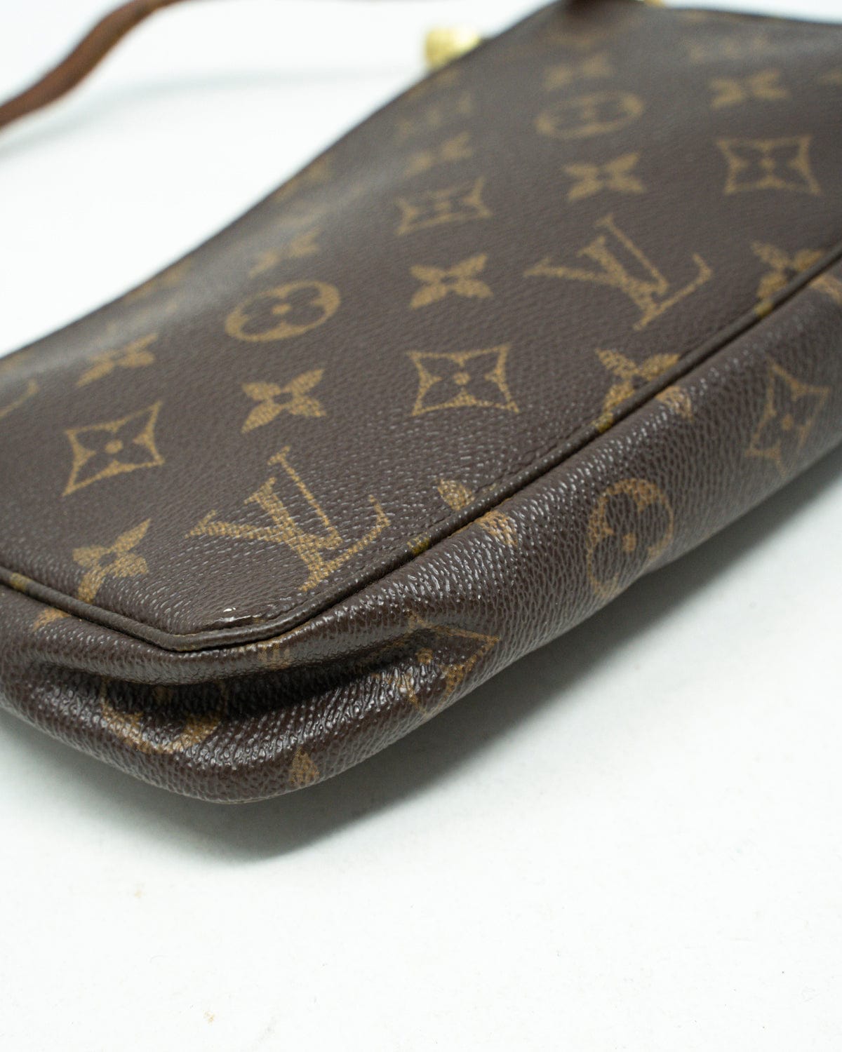 Louis Vuitton LOUIS VUITTON Monogram Pochette Accessoires Pouch Bag - AWL3170