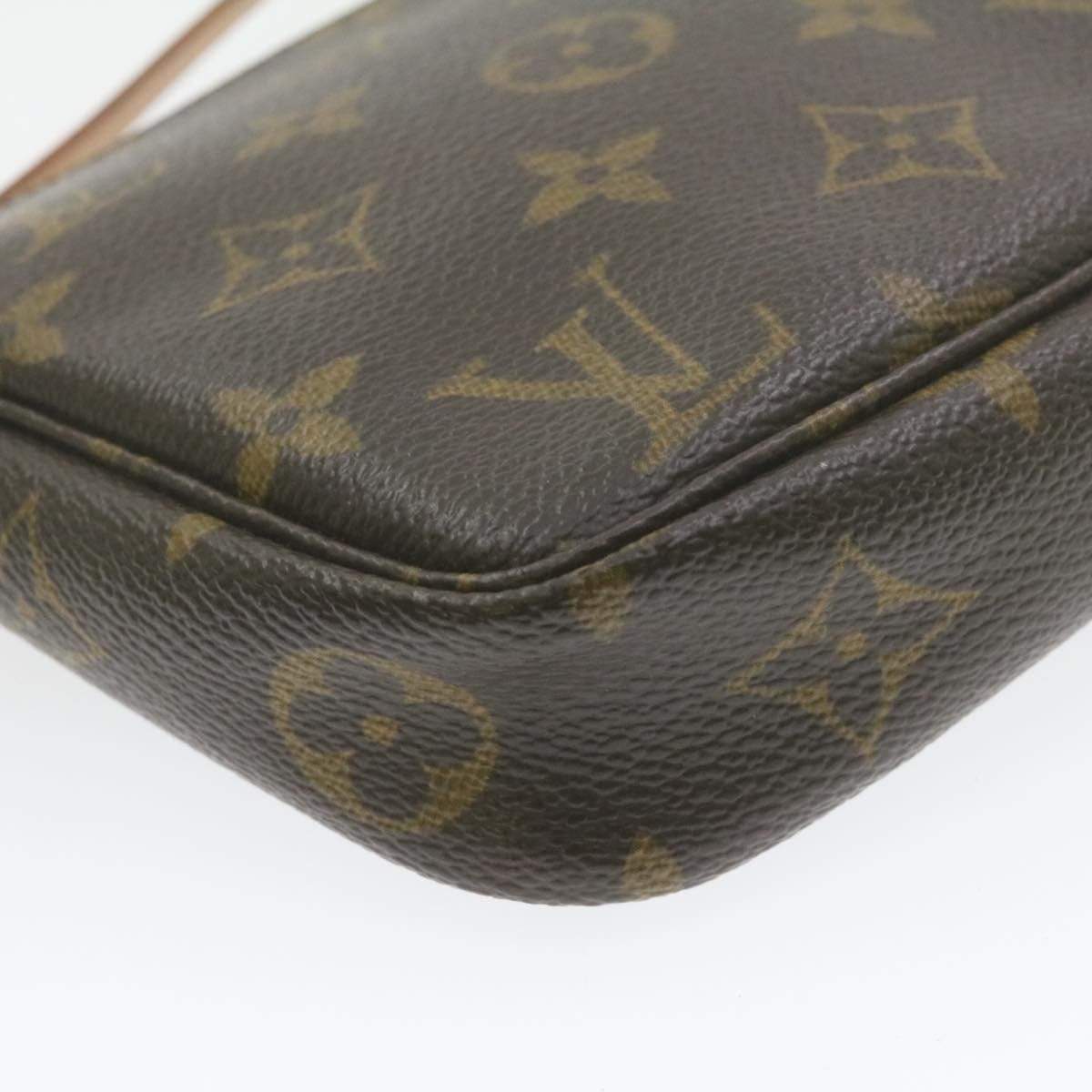 Louis Vuitton Louis Vuitton Monogram Pochette Accessoires - RCL1109