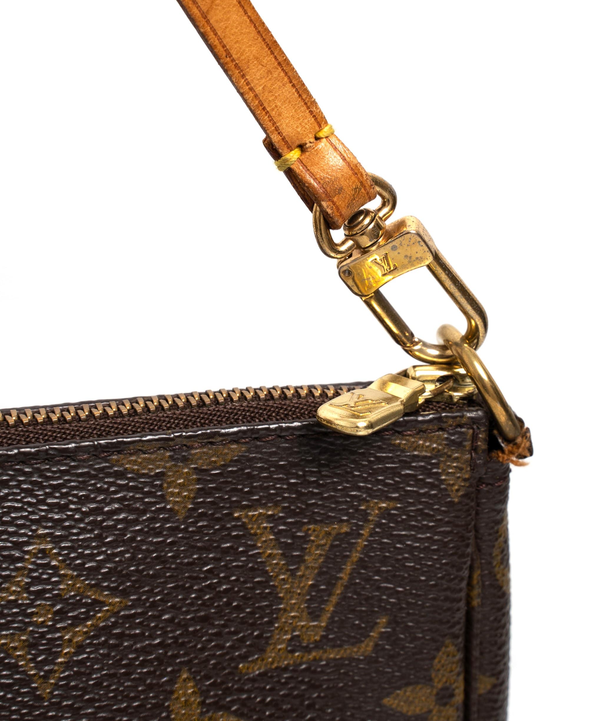 Louis Vuitton LOUIS VUITTON Monogram Pochette Accessoires Shoulder Bag- AWL1584