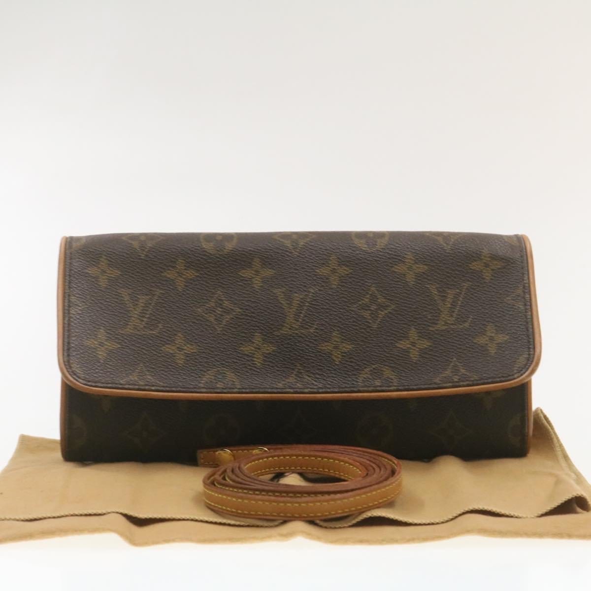 Louis Vuitton Louis Vuitton Monogram Pochette Twin GM