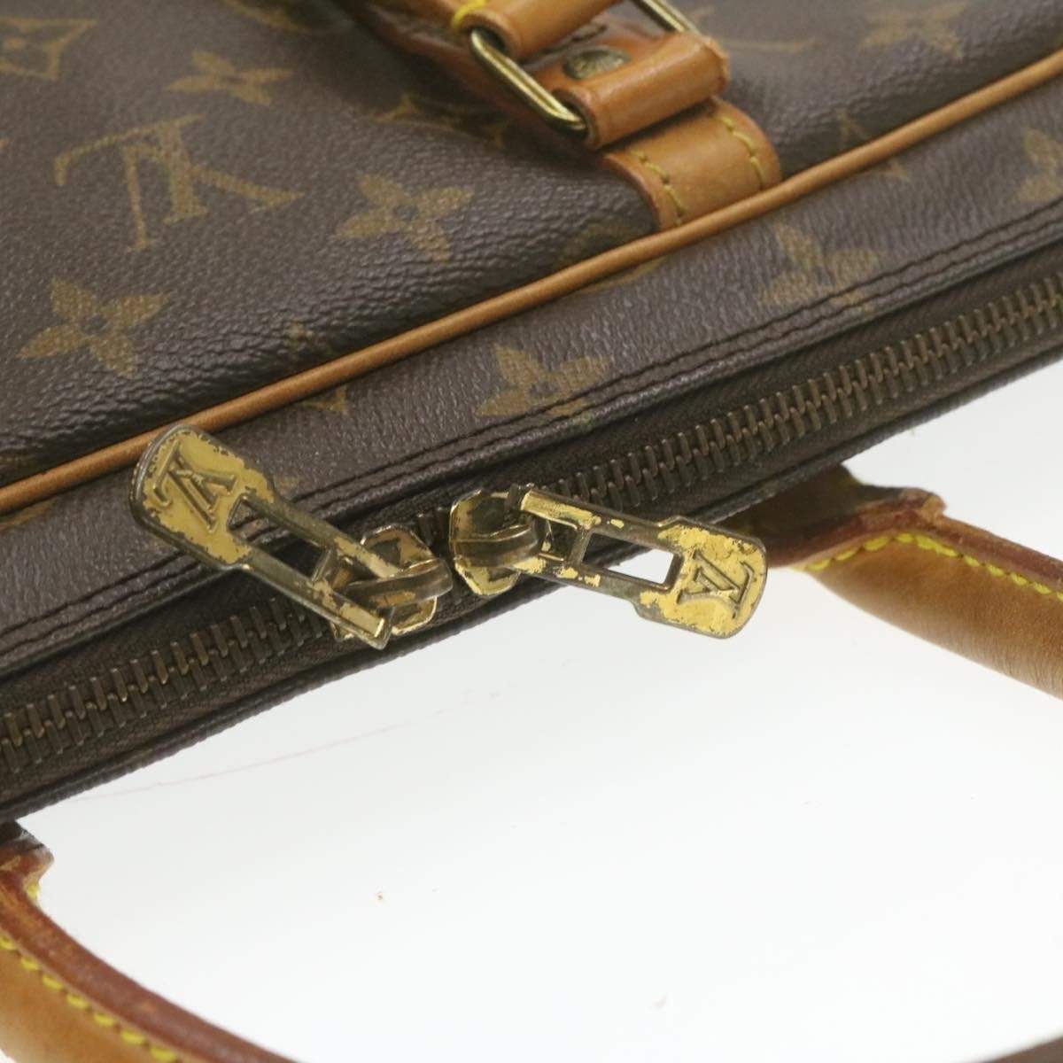 Louis Vuitton LOUIS VUITTON Monogram Porte Documents Voyage Hand Bag 9001 VI