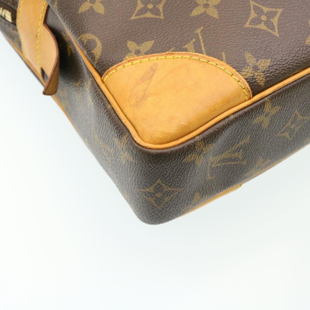 *ON HOLD FOR EXCHANGE*Louis Vuitton Monogram Porte Documents Voyage Hand Bag - AWL2089