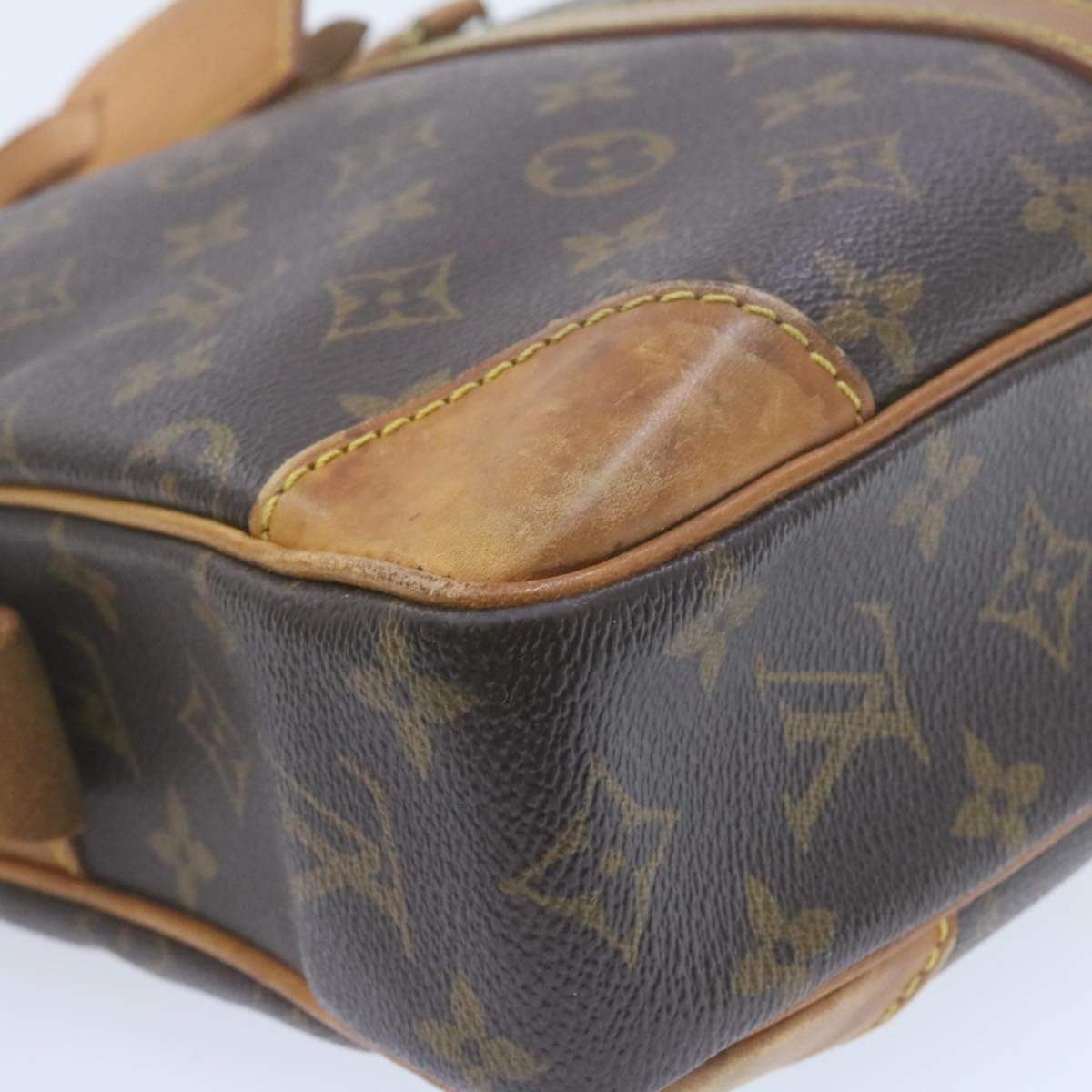 Louis Vuitton Louis Vuitton Monogram Porte Documents Voyage  MW2726