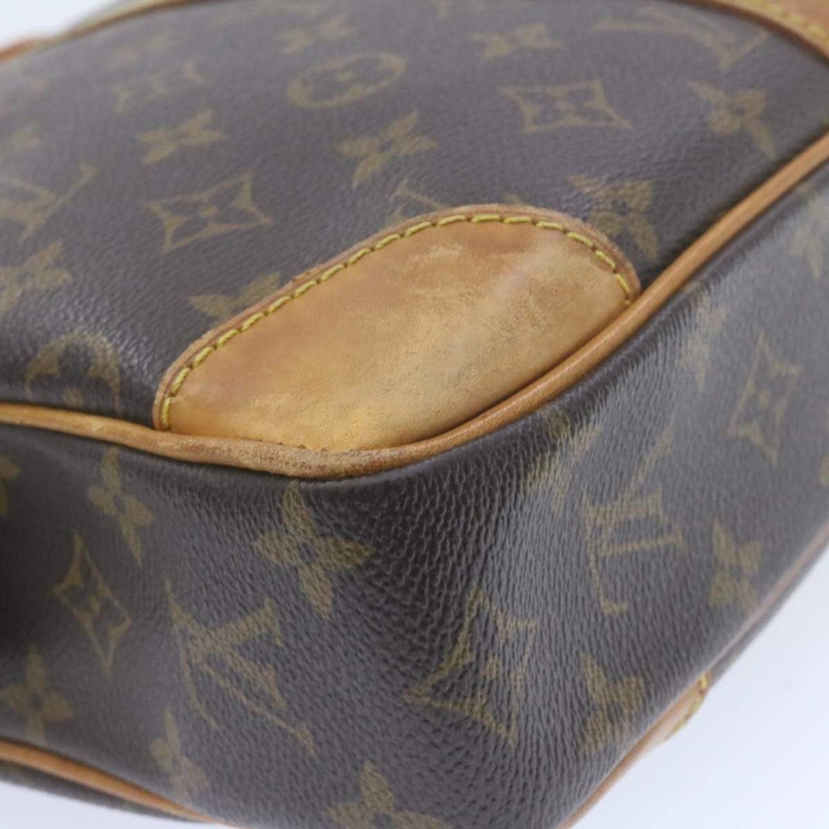 Louis Vuitton Louis Vuitton Monogram Porte Documents Voyage  MW2726