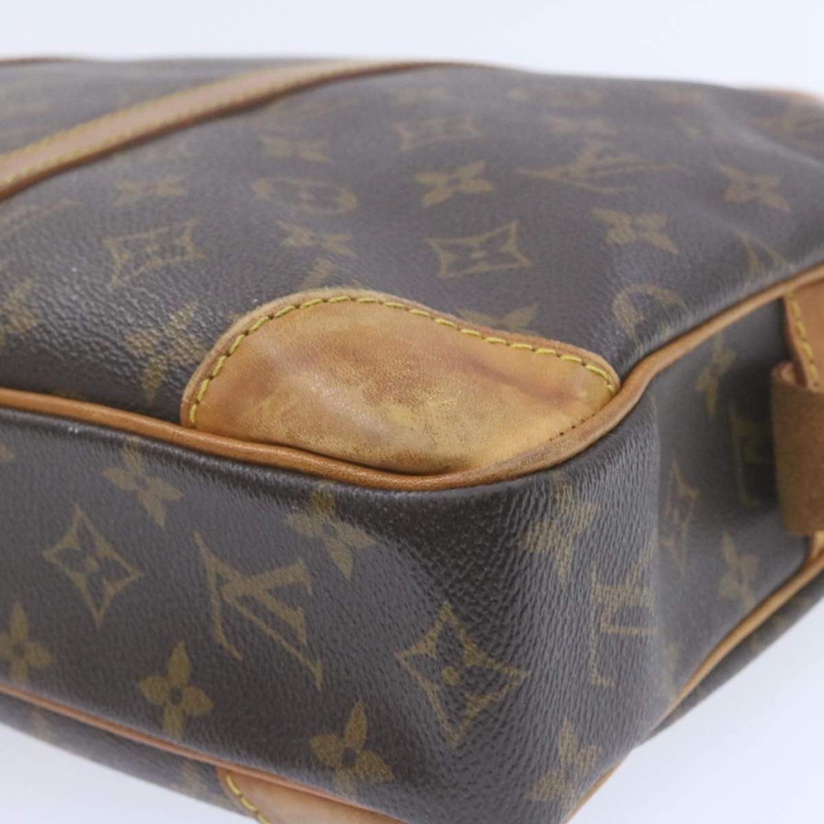 Louis Vuitton Louis Vuitton Monogram Porte Documents Voyage  MW2726