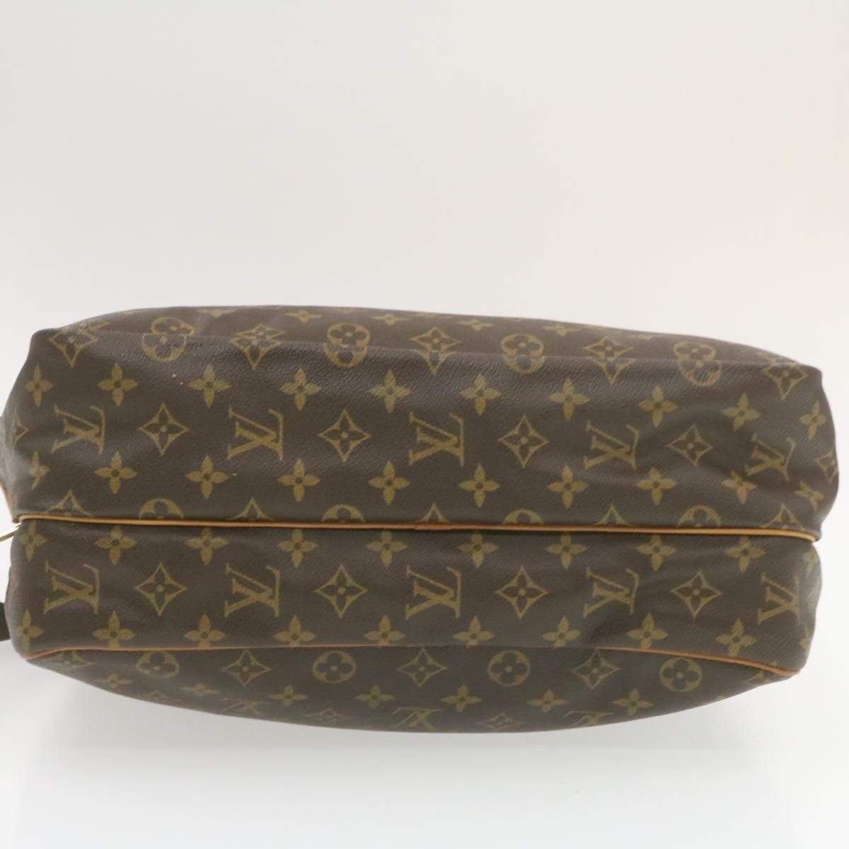 Louis Vuitton LOUIS VUITTON Monogram Reporter GM Shoulder Bag SP1904