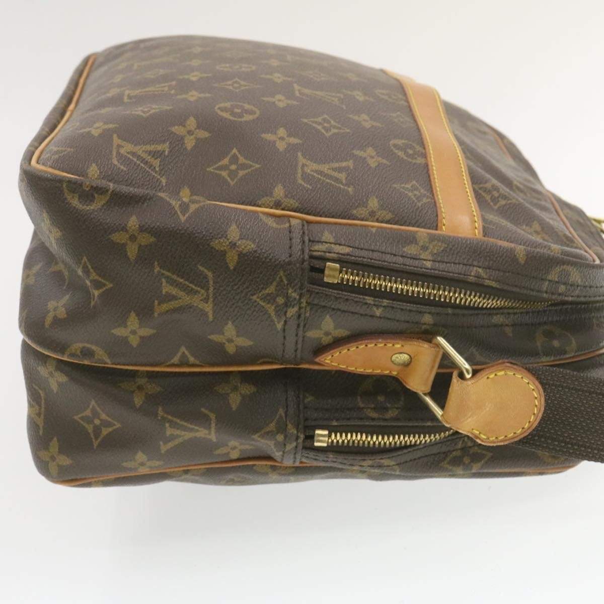 Louis Vuitton LOUIS VUITTON Monogram Reporter GM Shoulder Bag SP1904