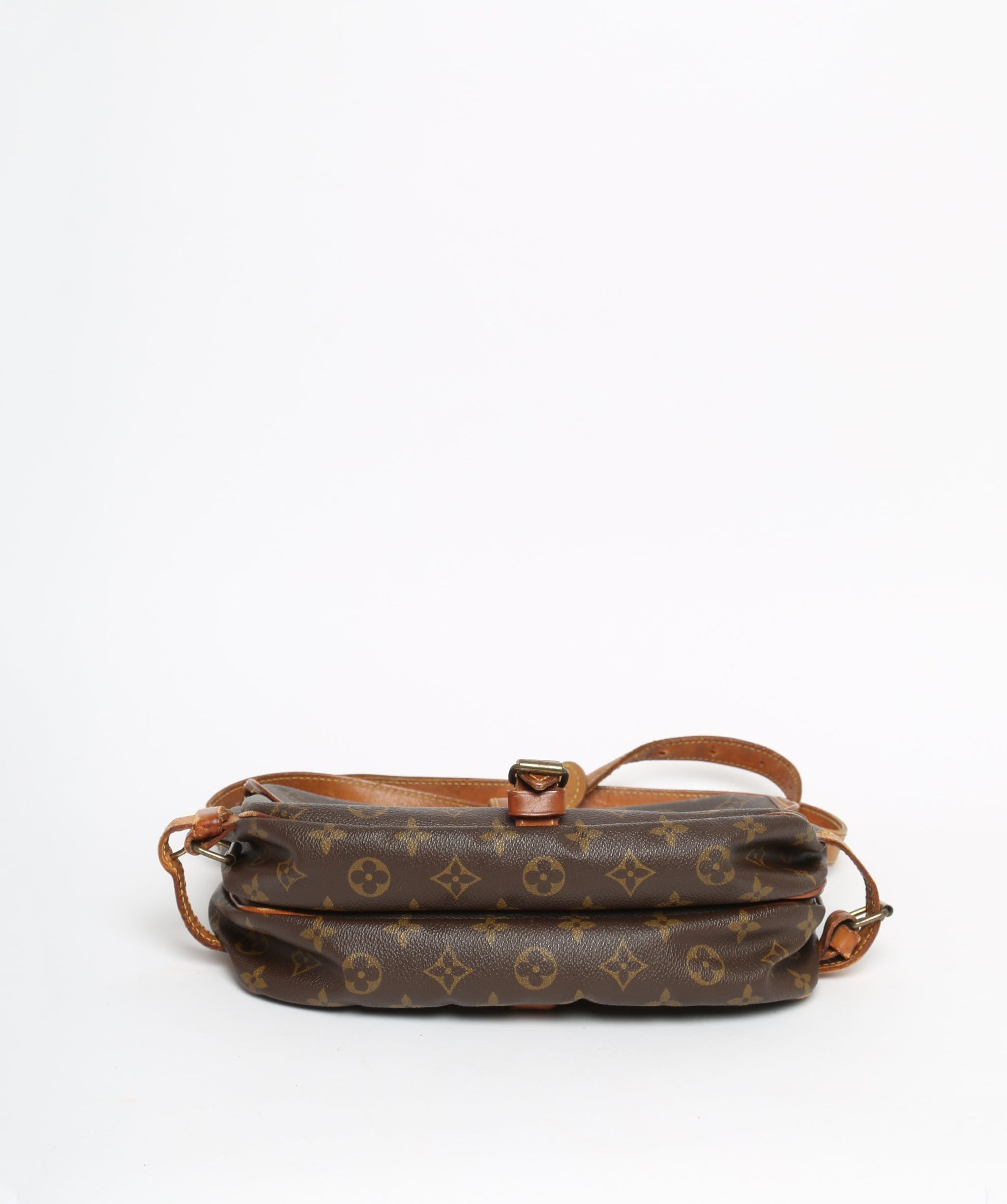 Louis Vuitton LOUIS VUITTON Monogram Saumur 30 Shoulder Bag