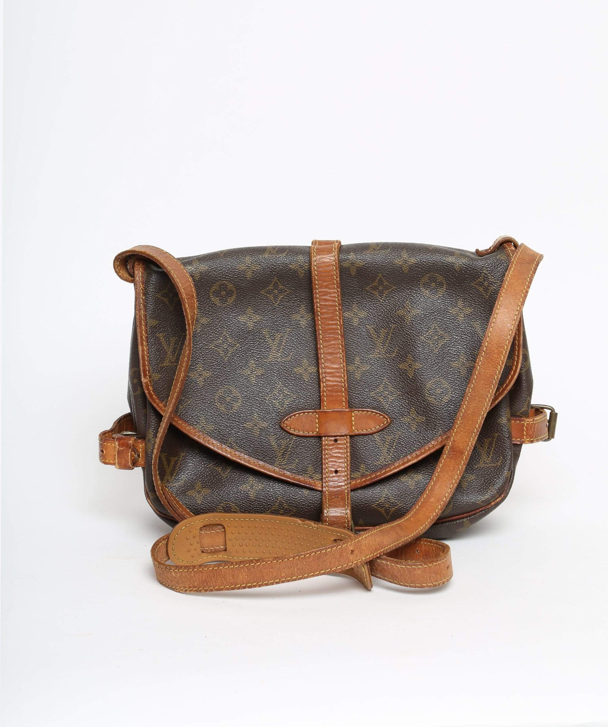 Louis Vuitton LOUIS VUITTON Monogram Saumur 30 Shoulder Bag