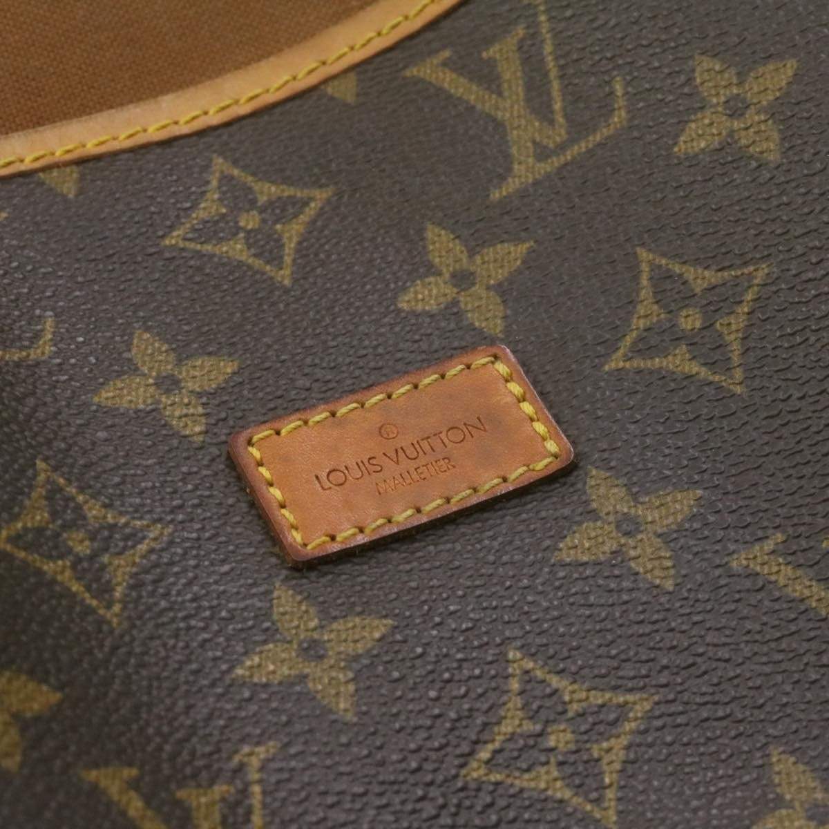 Louis Vuitton LOUIS VUITTON Monogram Saumur 30 Shoulder Bag MW2215