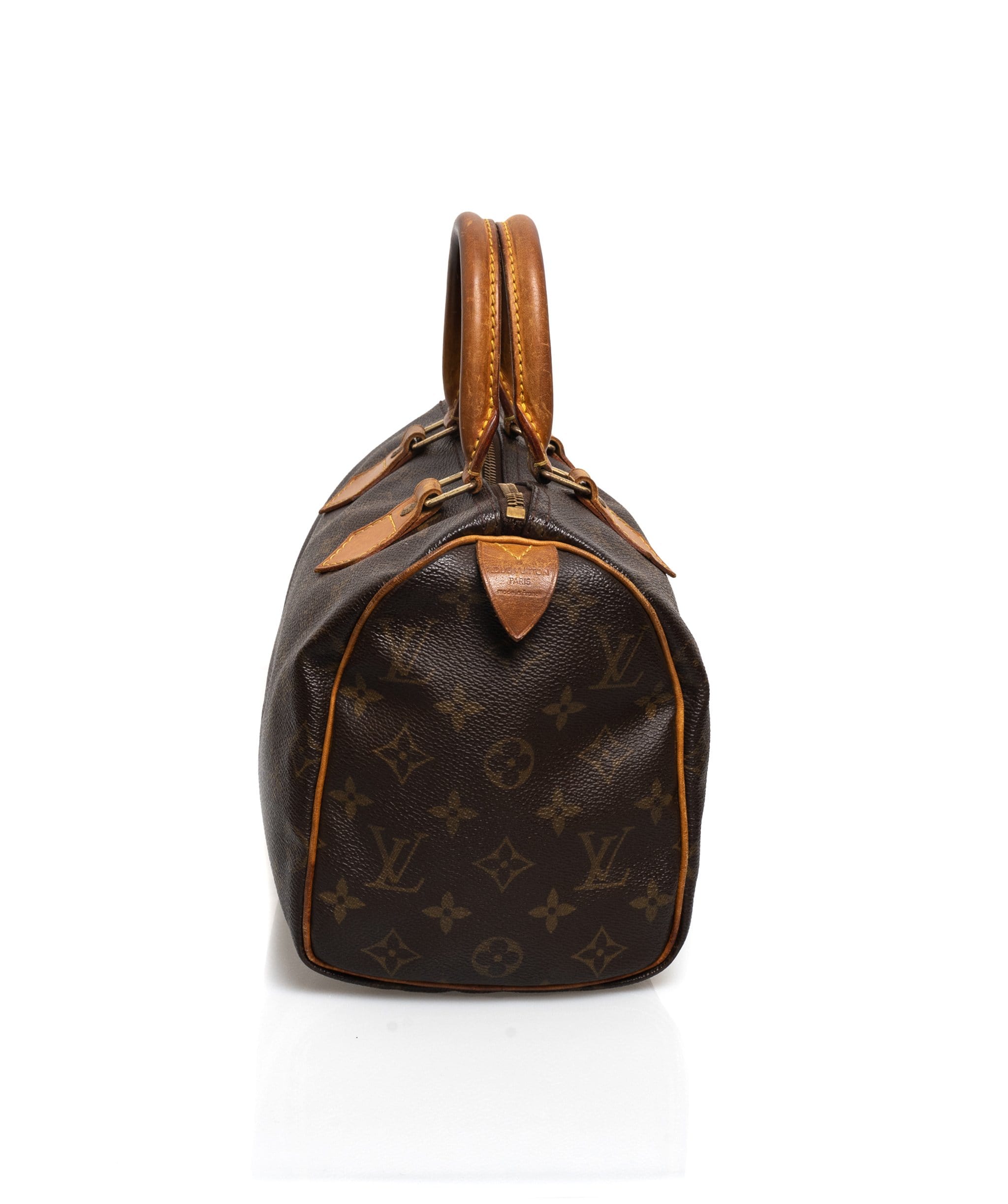 Louis Vuitton LOUIS VUITTON Monogram Speedy 25 Handbag  - AWL1582