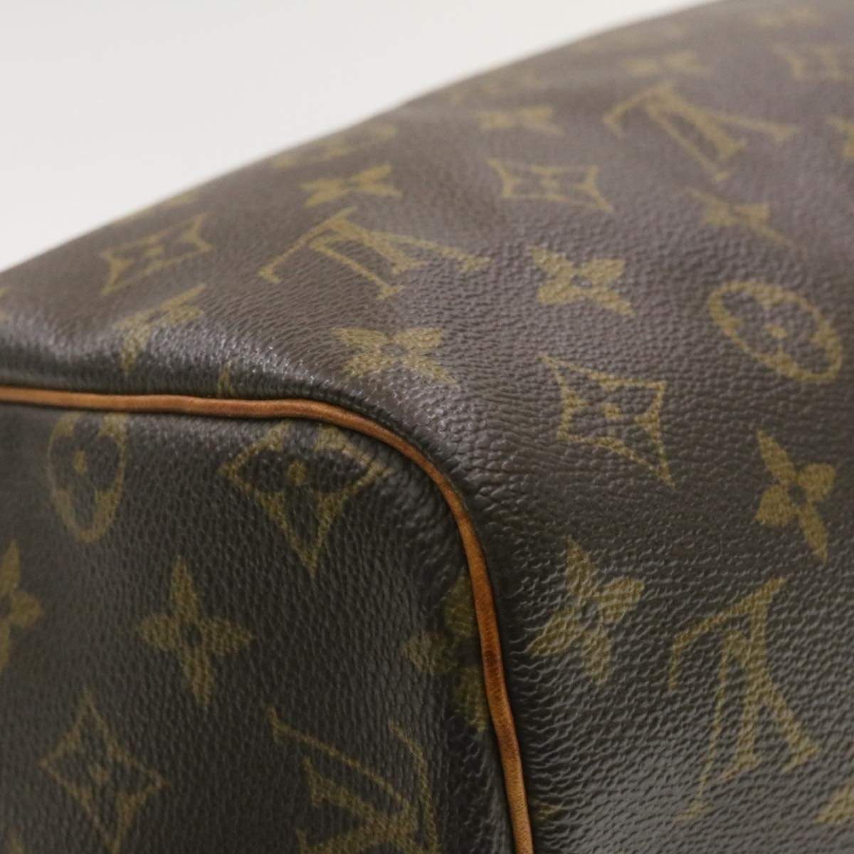 Louis Vuitton Louis Vuitton Monogram Speedy 30 Hand Bag