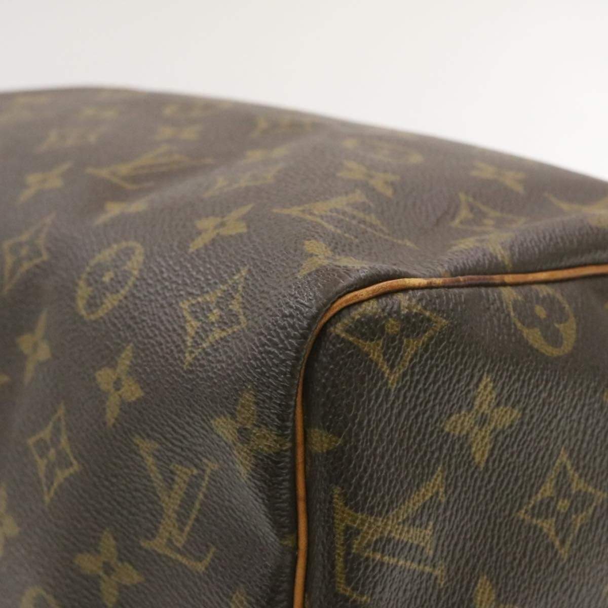 Louis Vuitton Louis Vuitton Monogram Speedy 30 Hand Bag