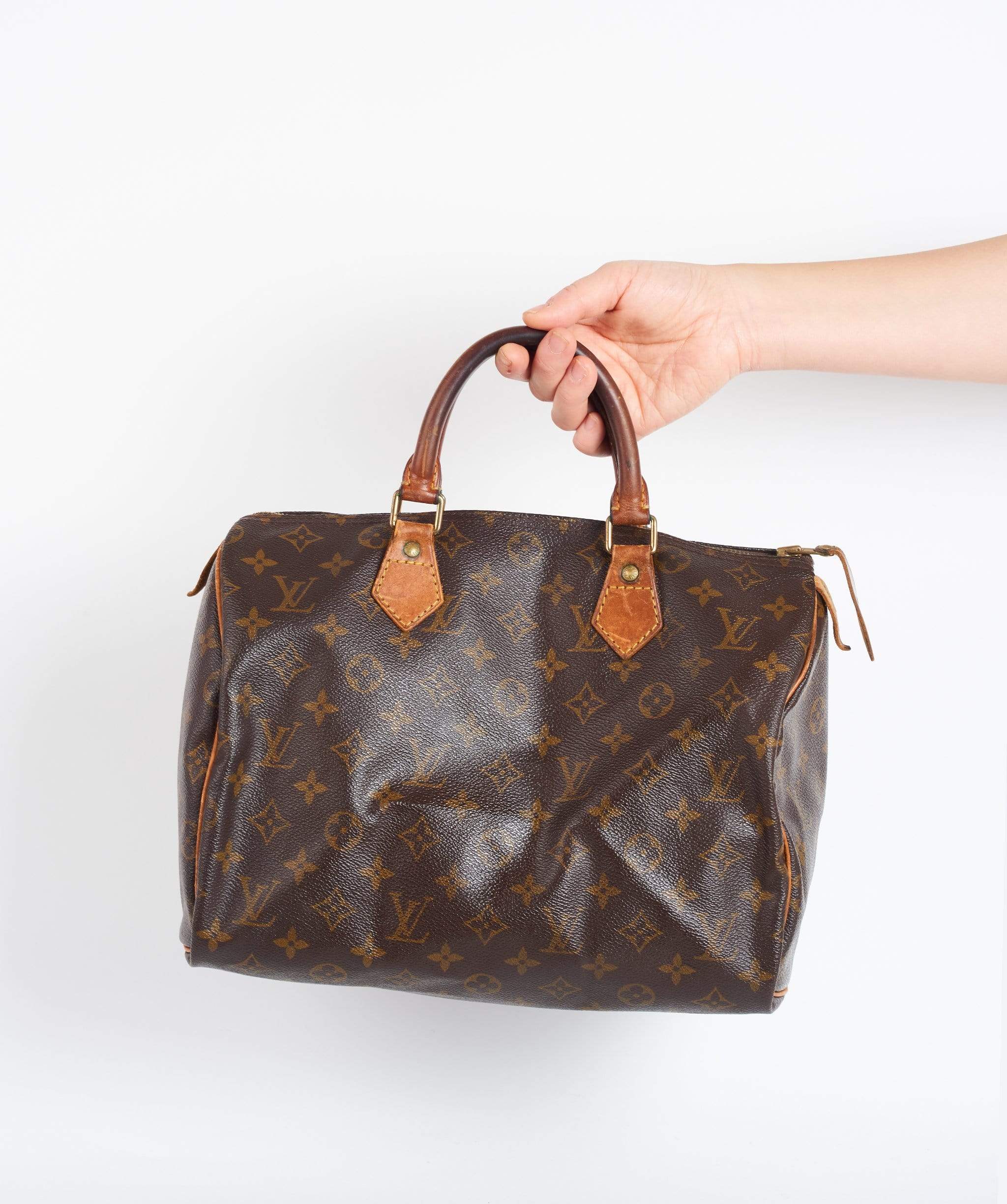 Louis Vuitton LOUIS VUITTON Monogram Speedy 30 Hand Bag LV VI1902