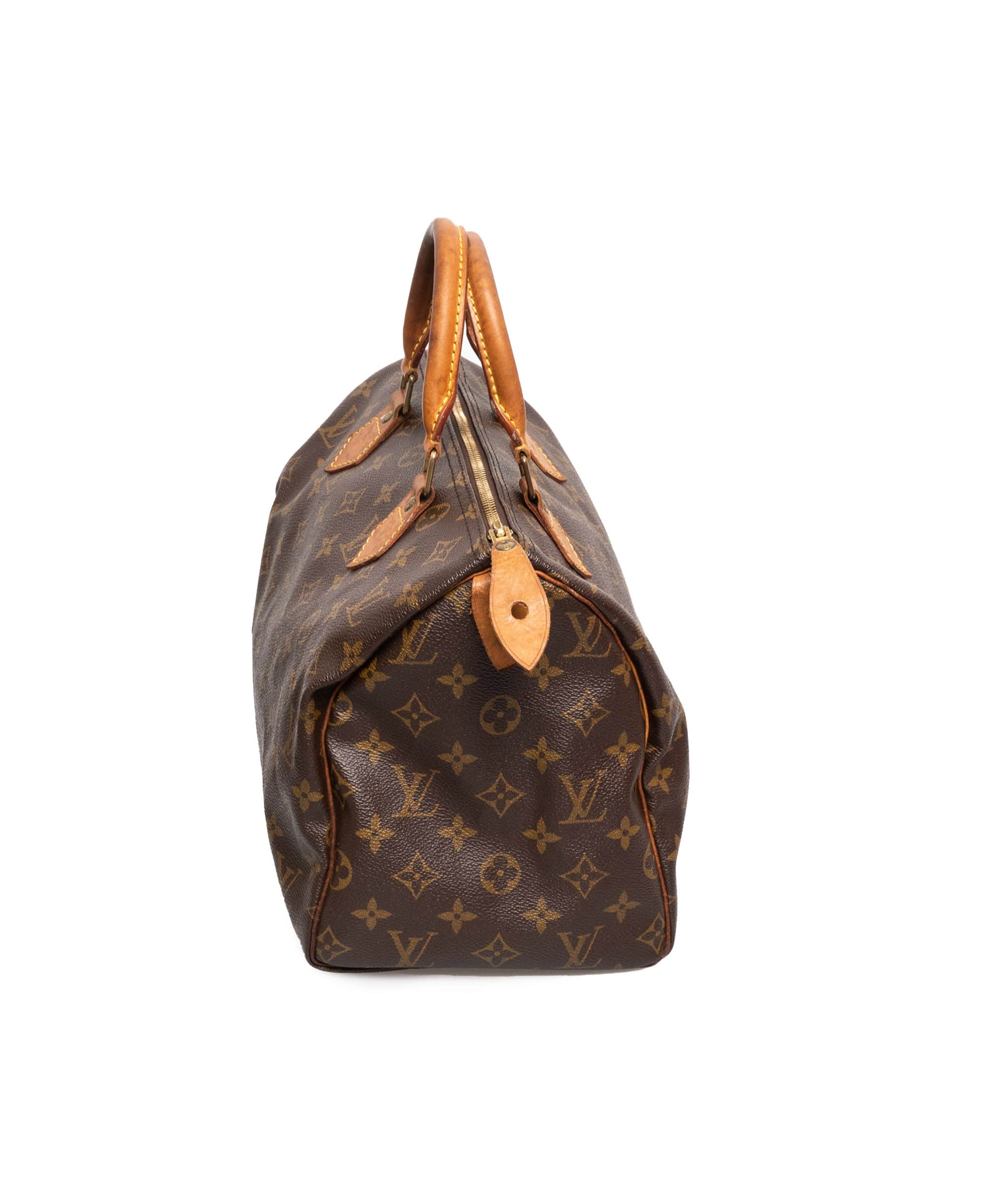 Louis Vuitton LOUIS VUITTON Monogram Speedy 30 Handbag - AWL1642