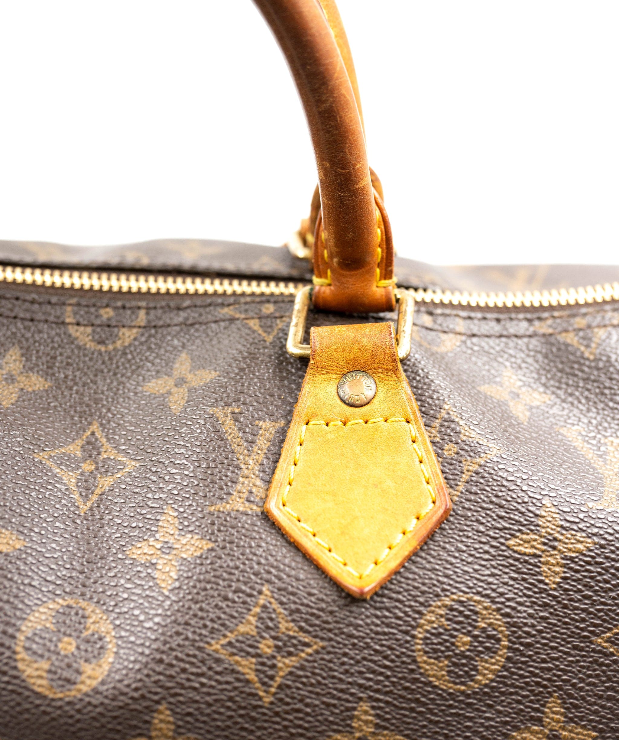 Louis Vuitton Louis Vuitton Monogram Speedy 35 Bag - AGL1477