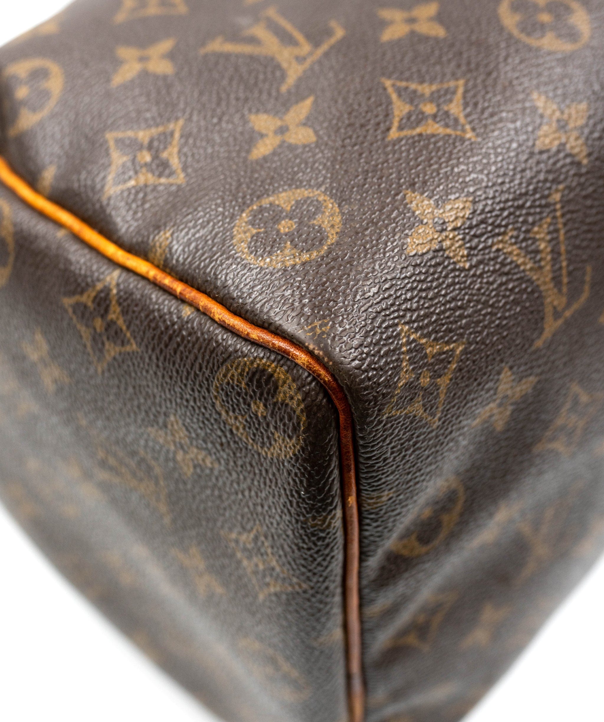 Louis Vuitton Louis Vuitton Monogram Speedy 35 Bag - AGL1477