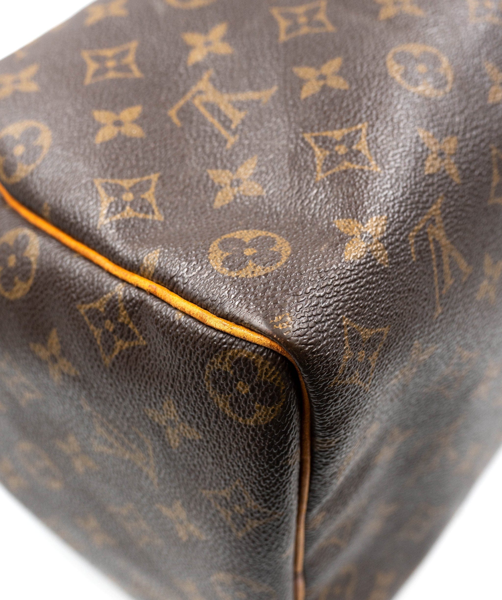 Louis Vuitton Louis Vuitton Monogram Speedy 35 Bag - AGL1477