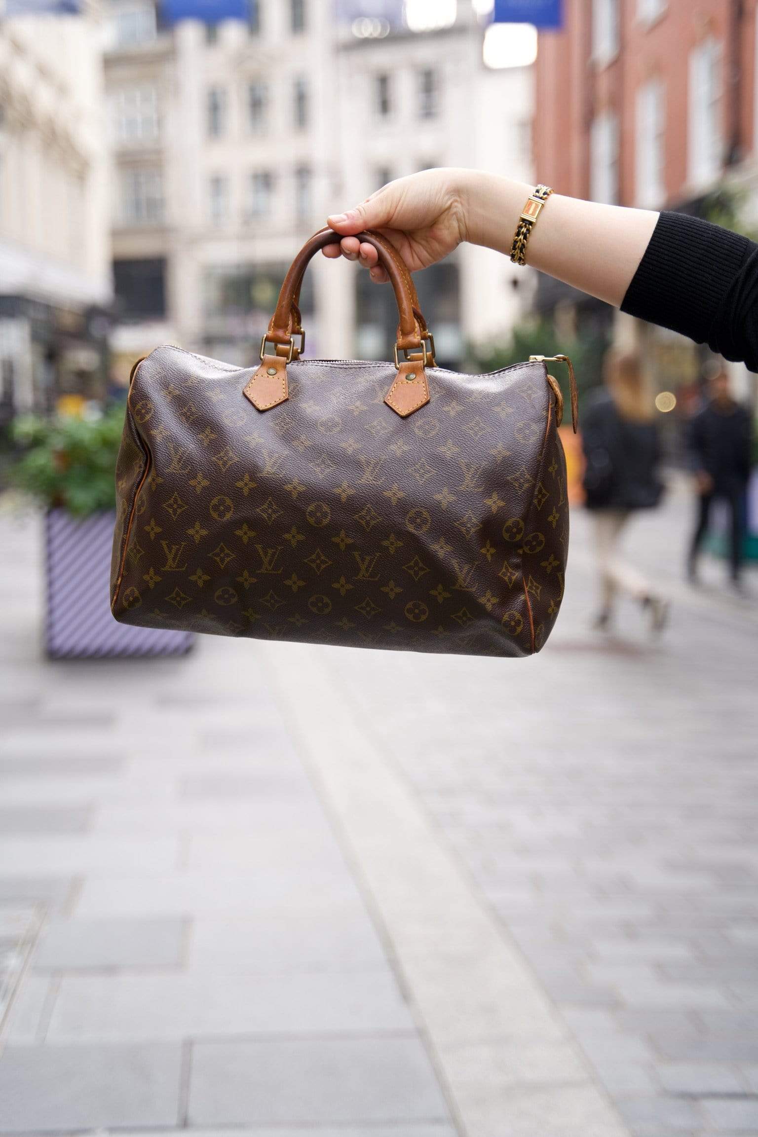 Louis Vuitton LOUIS VUITTON Monogram Speedy 35 Hand Bag - AWL1794