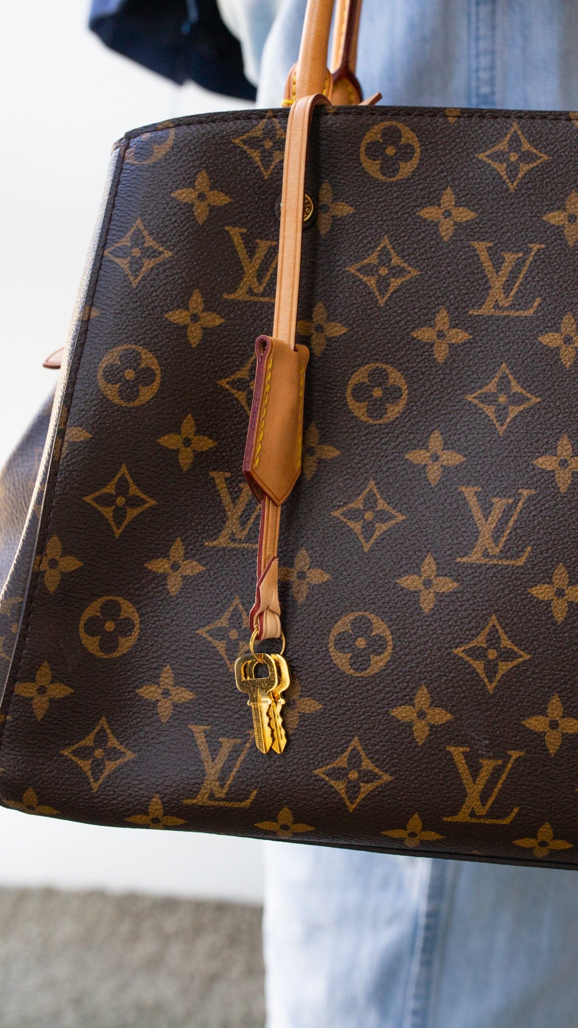 Louis Vuitton Louis Vuitton Montaigne RJL1602