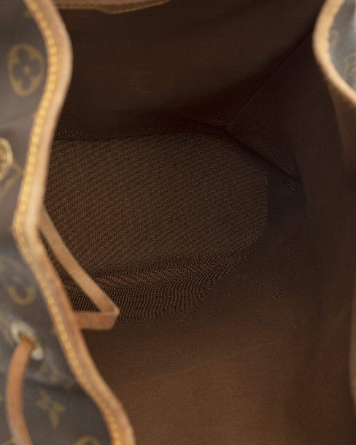 Louis Vuitton Louis Vuitton Montsouris Monogram GM Backpack - AWL2012