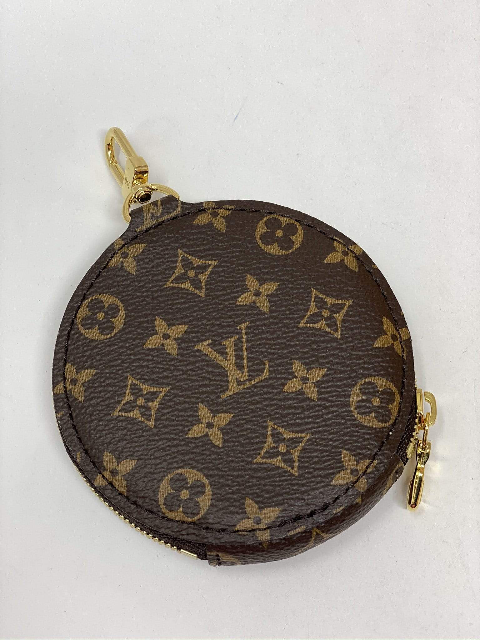 Louis Vuitton Louis Vuitton Multi Pochette Khaki