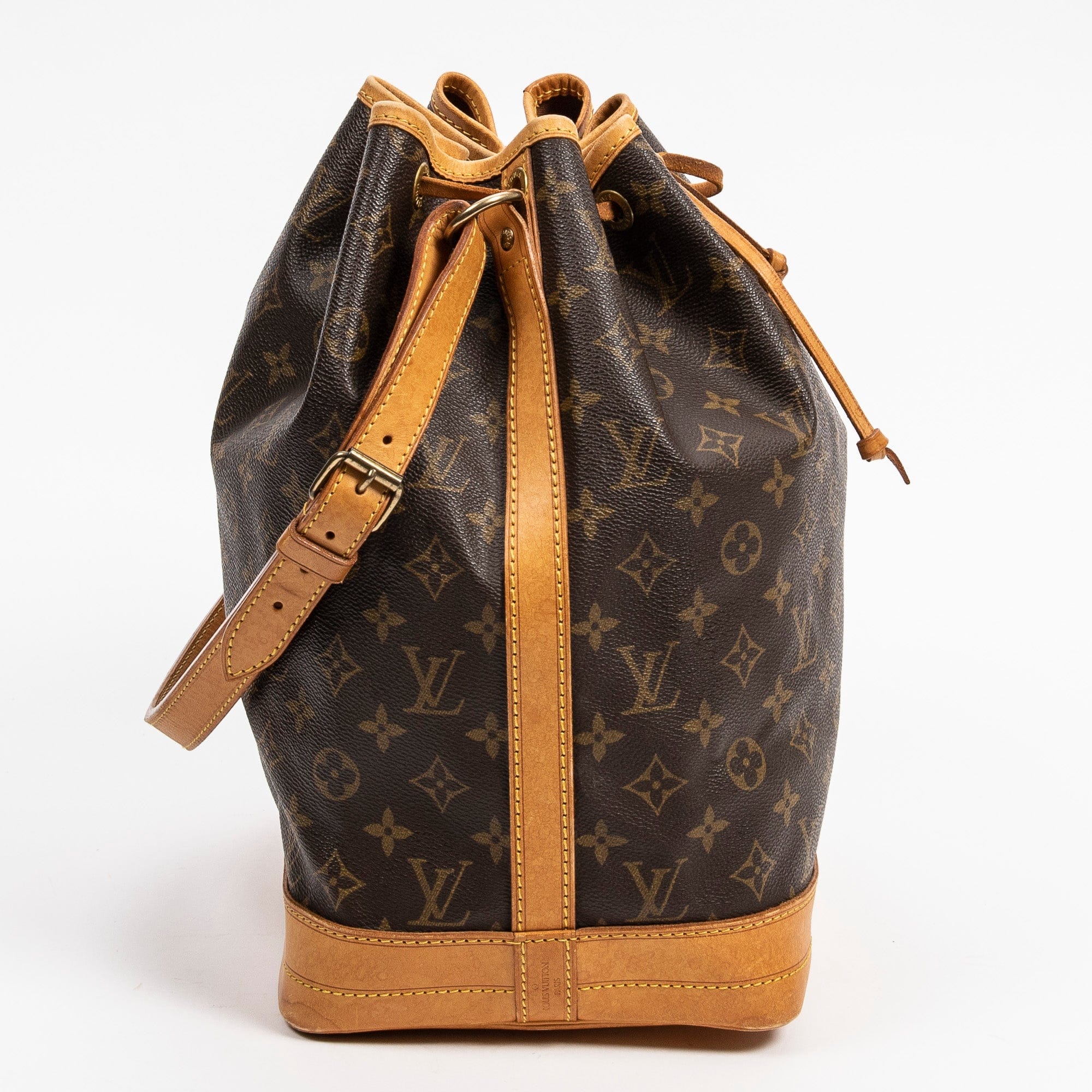 Louis Vuitton Louis Vuitton Noe Monogram GM - AWL3155