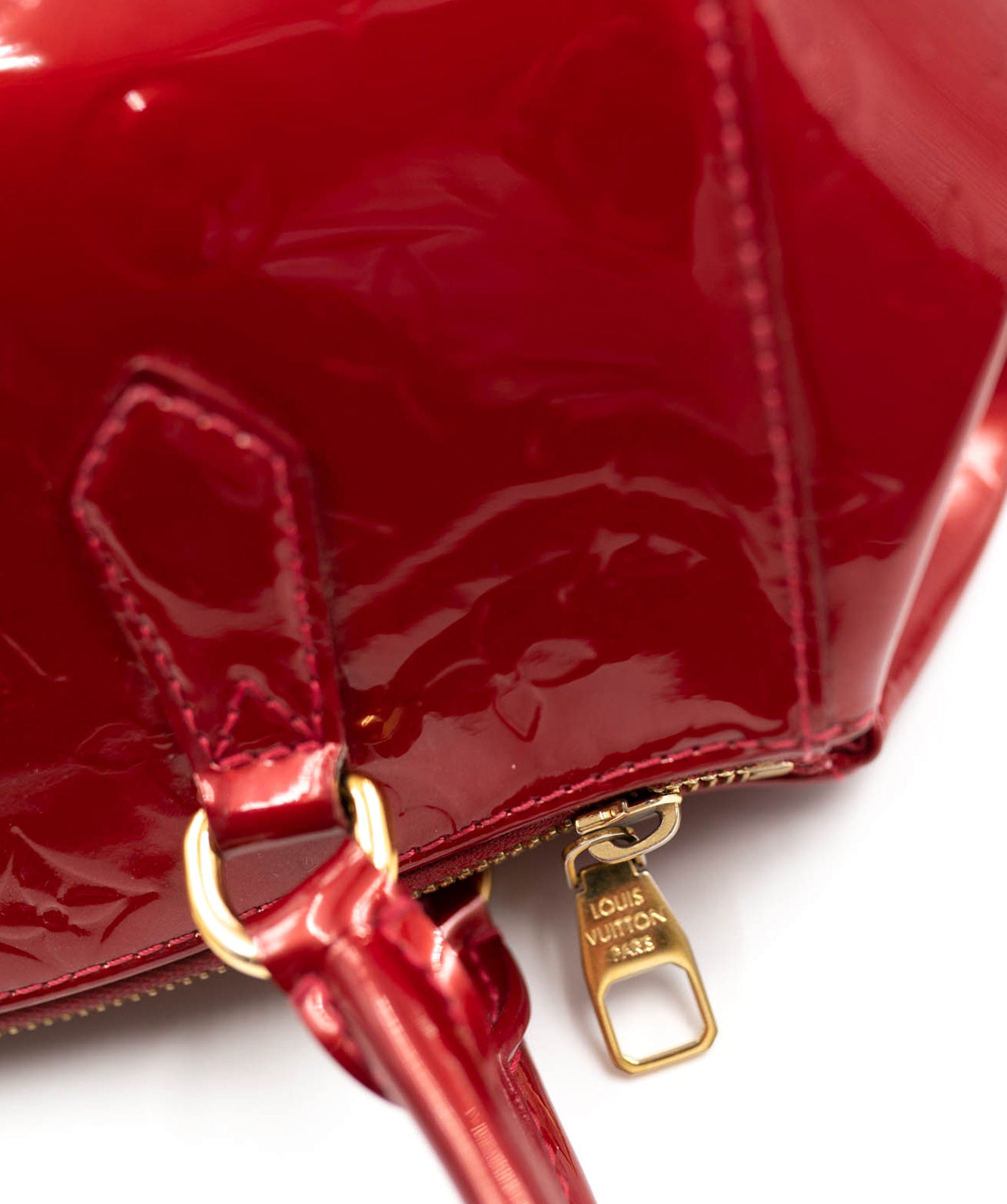 Louis Vuitton Louis Vuitton Red Verni Shoulder bag - AGL2223