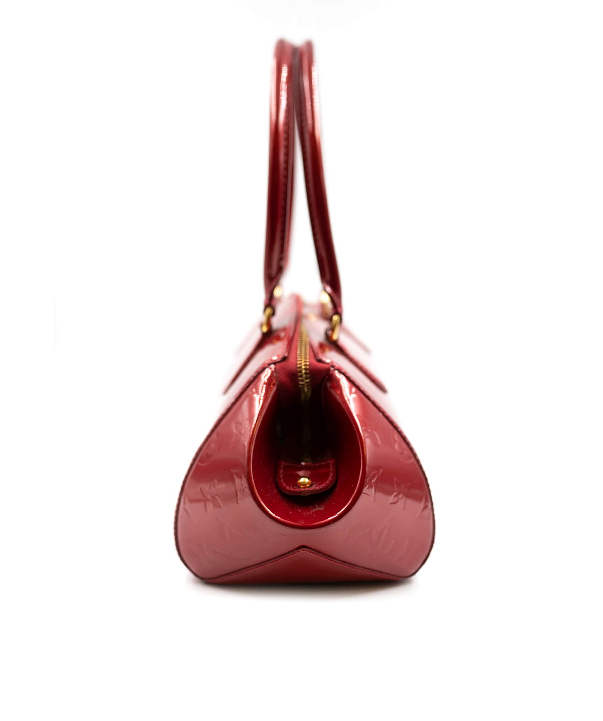 Louis Vuitton Louis Vuitton Red Verni Shoulder bag - AGL2223