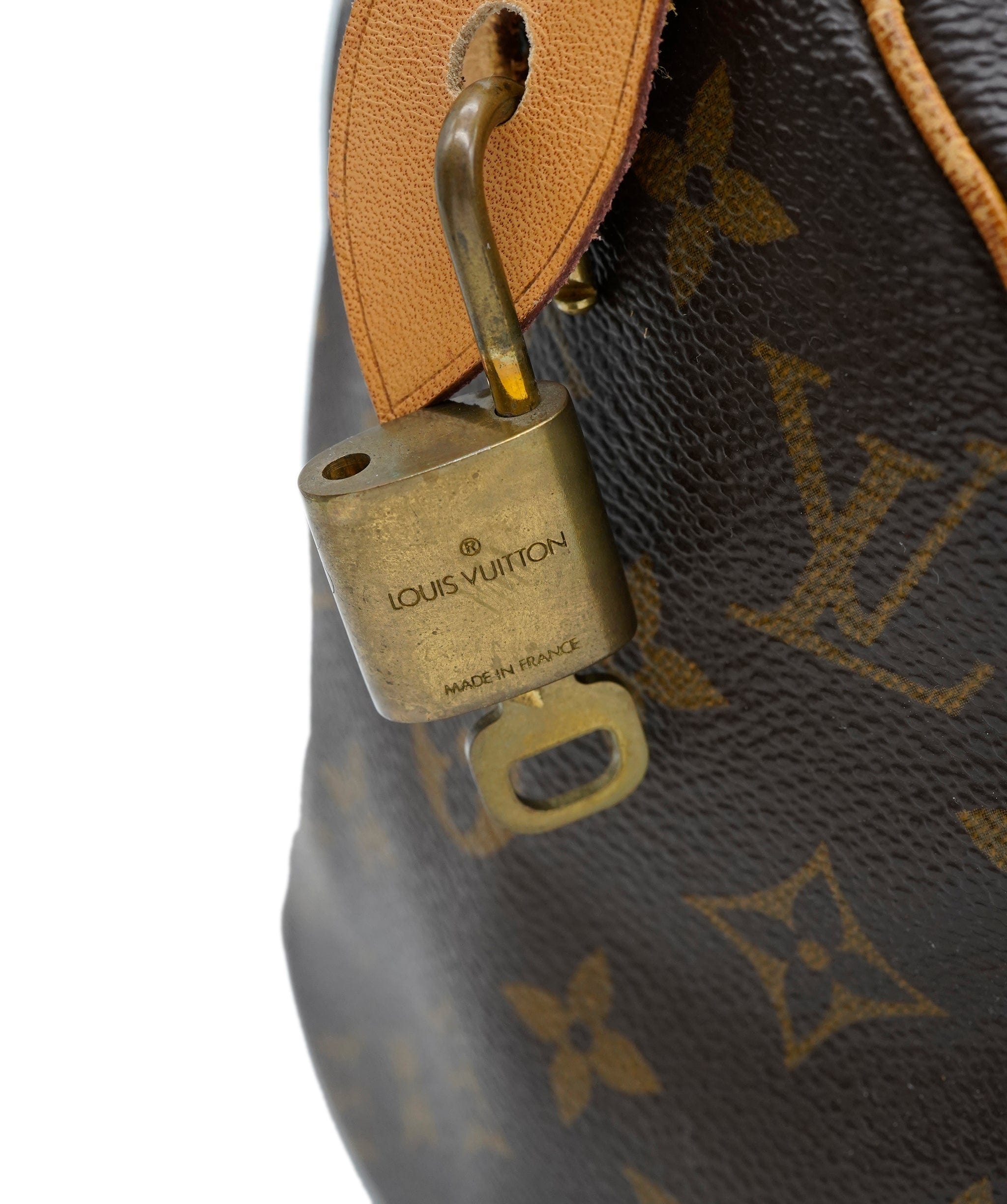 Louis Vuitton Louis Vuitton Speedy 25 Brown Monogram Canvas AWL4396