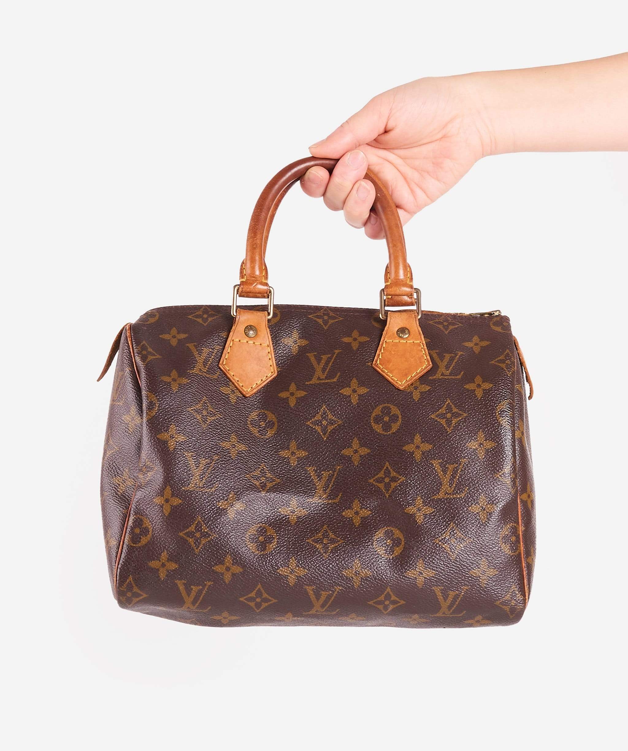 Louis Vuitton LOUIS VUITTON Speedy Monogram 25 Hand Bag SP0945