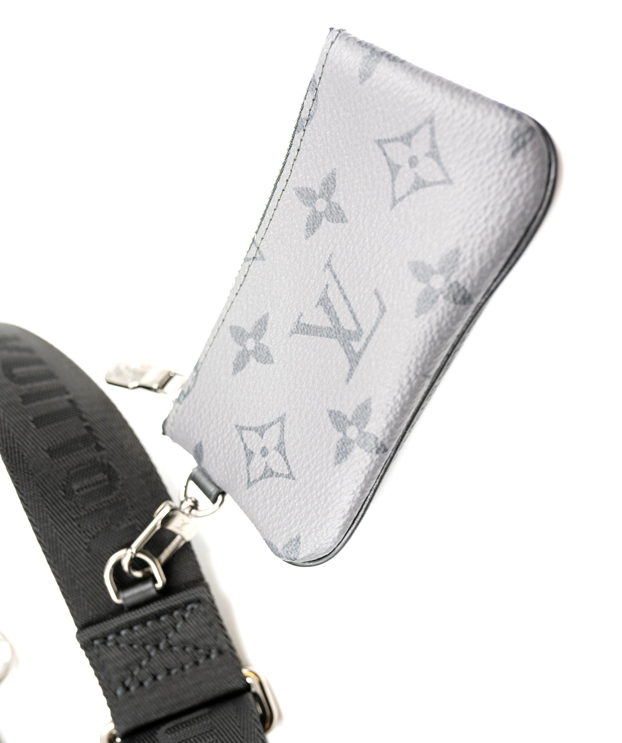 Louis Vuitton Louis Vuitton Trio pochette ASL2881