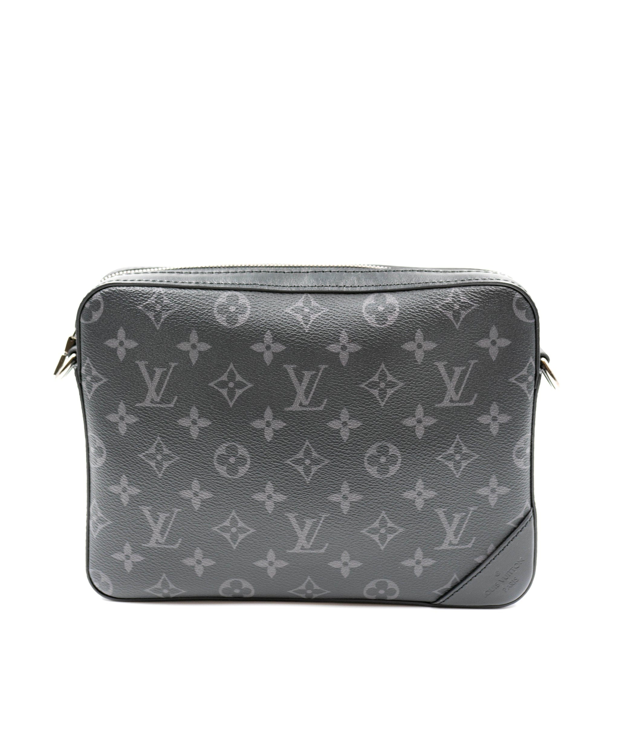 Louis Vuitton Louis Vuitton Trio pochette ASL2881