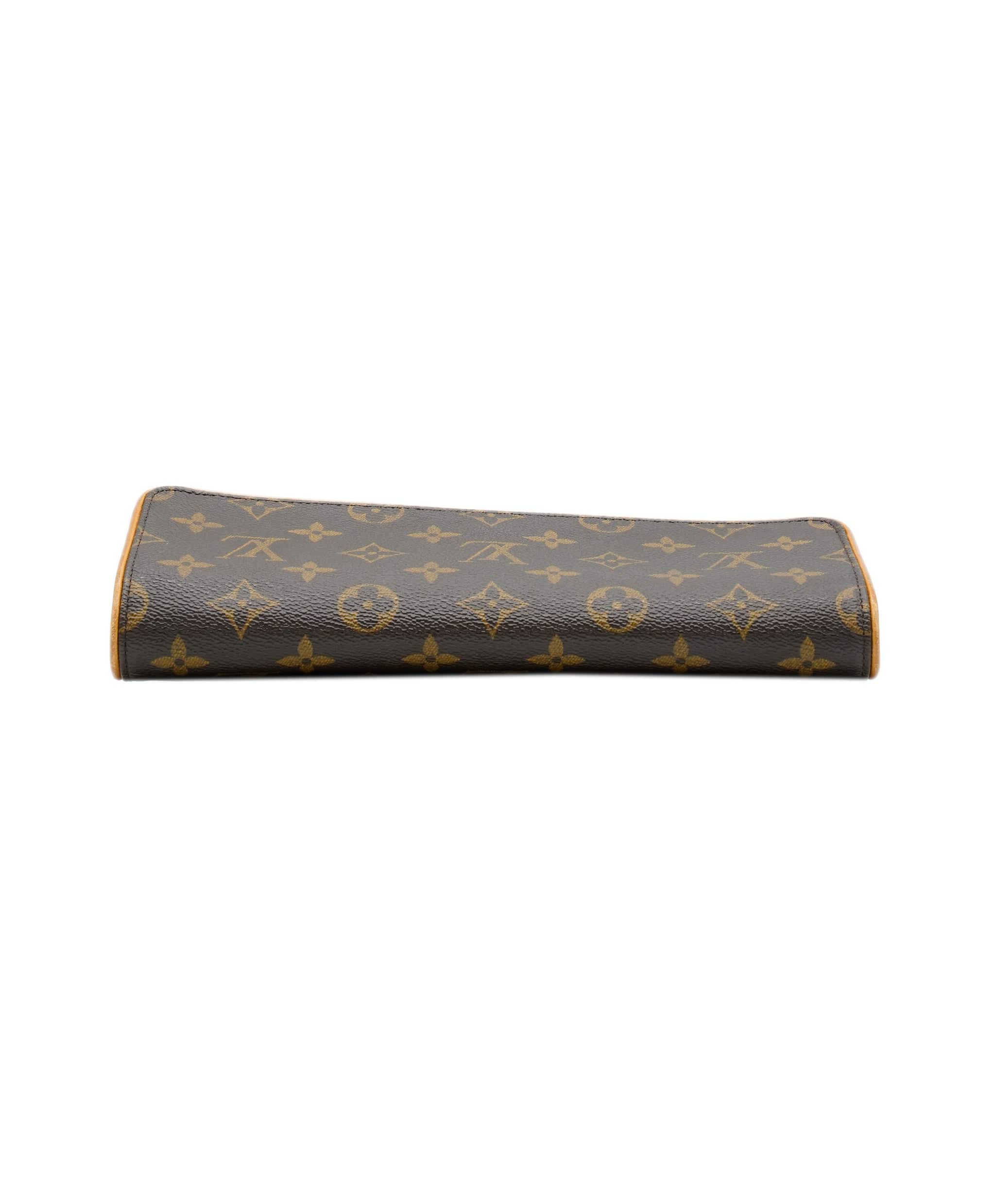 Louis Vuitton Louis Vuitton Twin GM AAW2797 - AWC2161