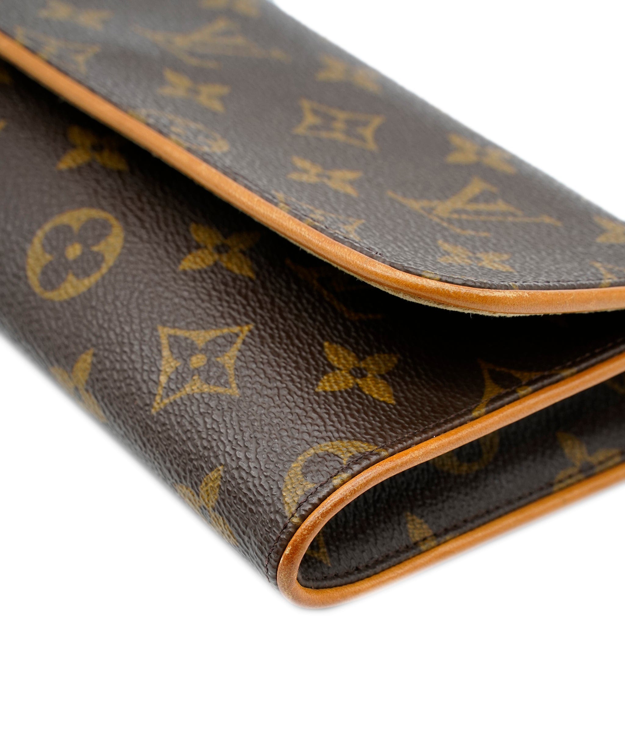 Louis Vuitton Louis Vuitton Twin GM AAW2797 - AWC2161