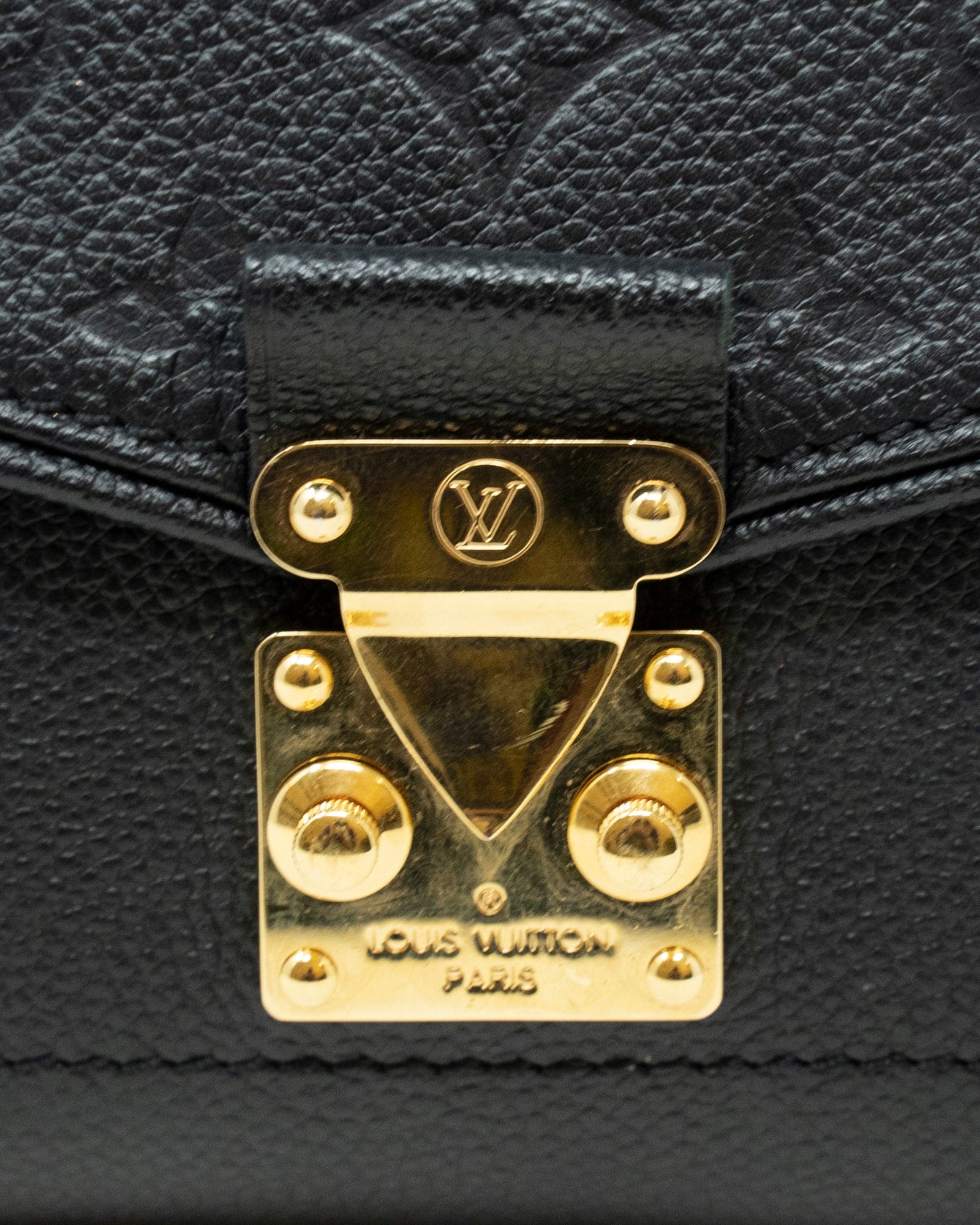 Louis Vuitton Louis Vuittton Black empretine Metis  ADL2081