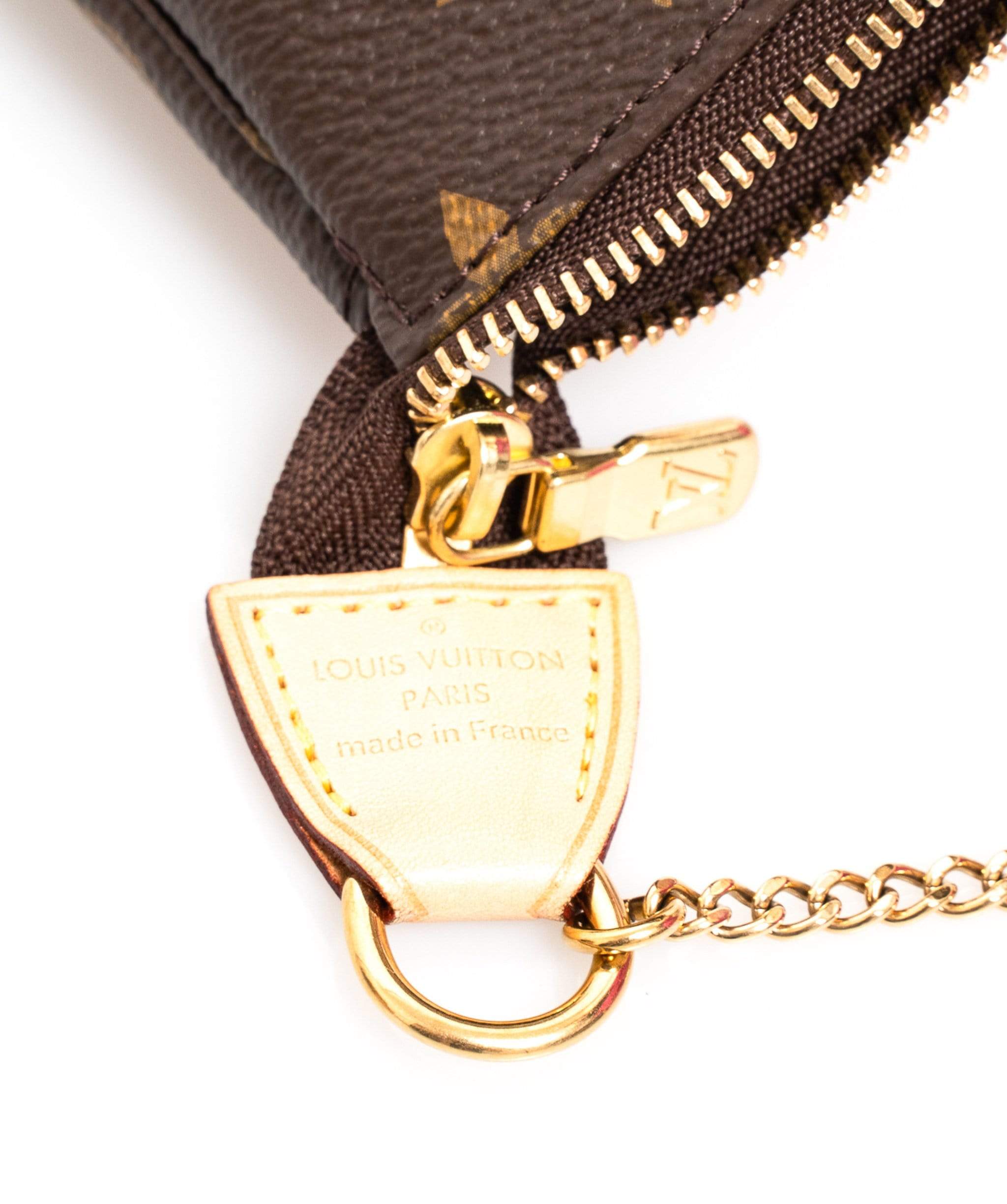 Louis Vuitton Lous Vuitton Mini Pochette With Chain - ADL1474