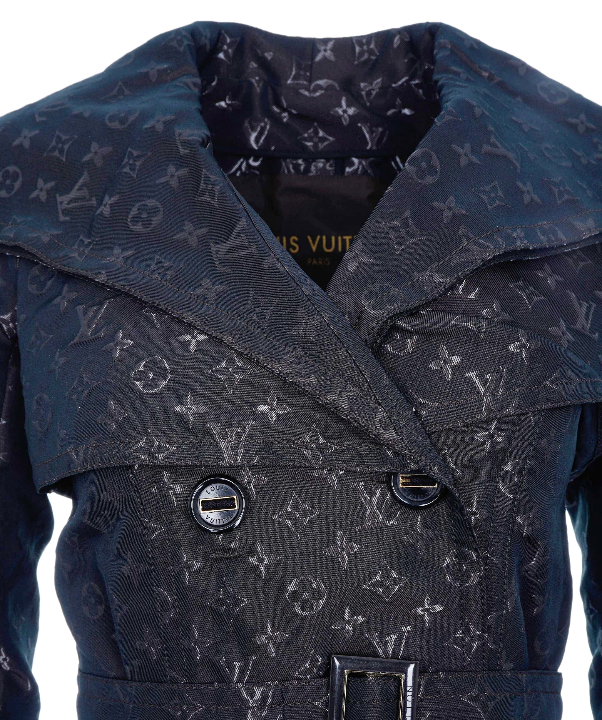 Louis Vuitton Louis Vuitton Monogram Trench Coat ASL6984