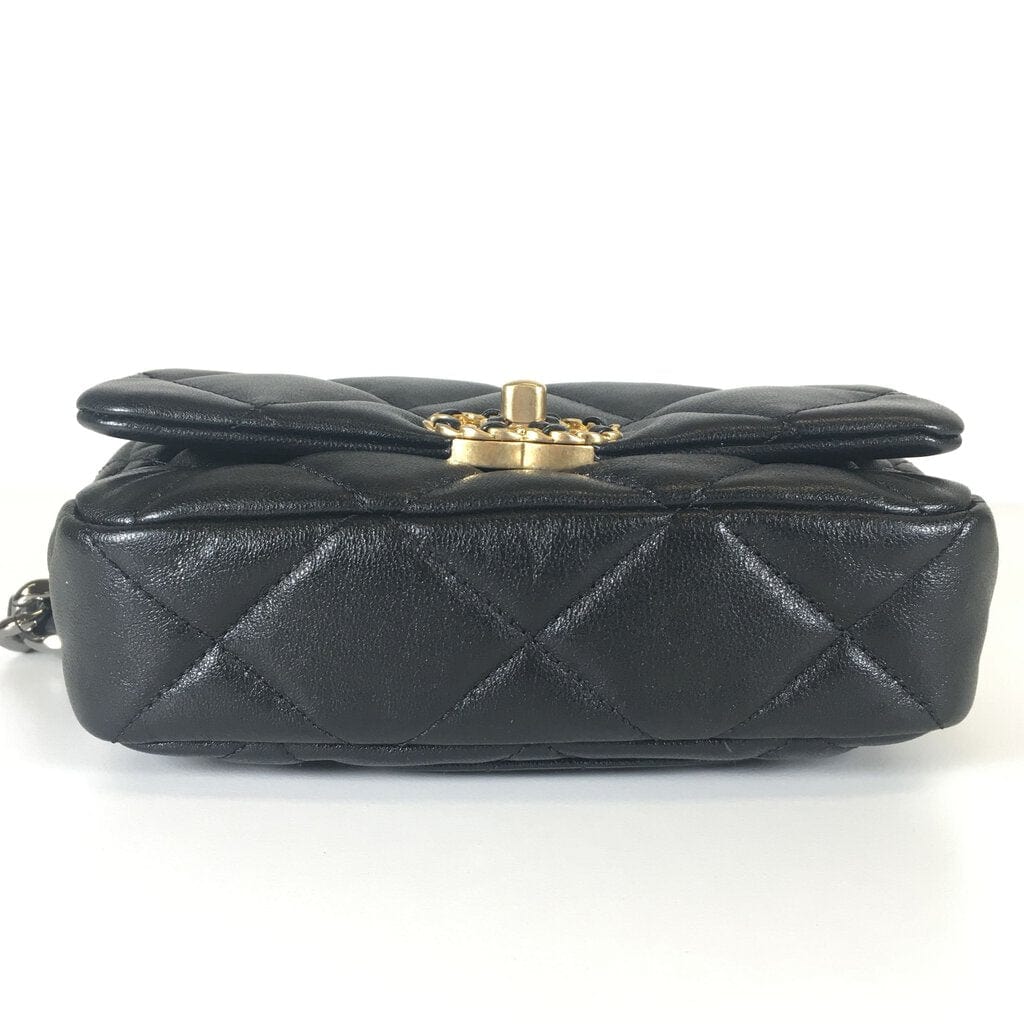 Luxe Du Jour Chanel 19 Mini Belt Bag