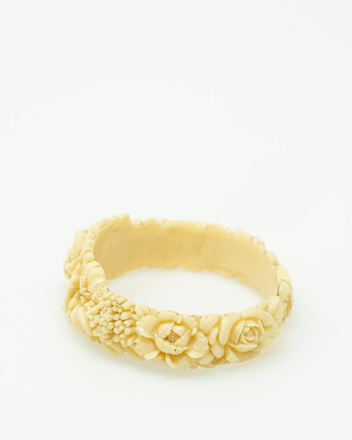 Luxury Promise Japanese Celluloid 1950s faux ivory bangle with large rose - AWC1154