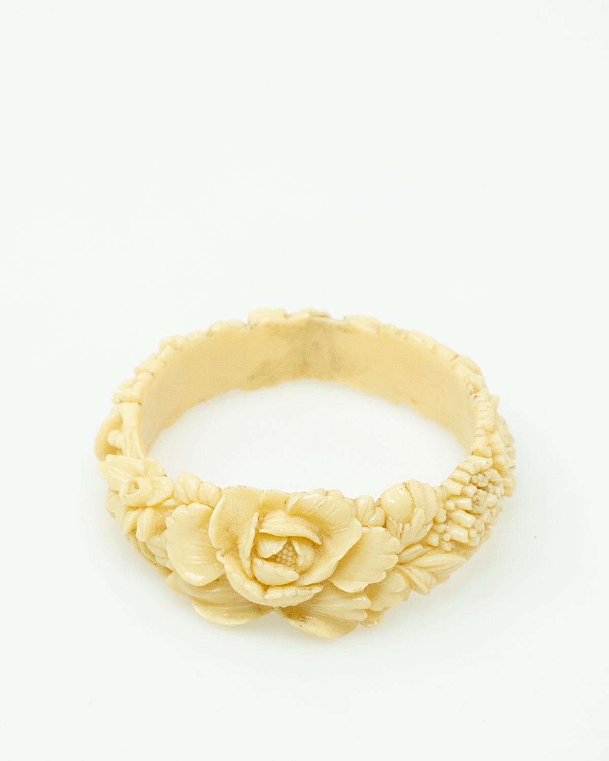 Luxury Promise Japanese Celluloid 1950s faux ivory bangle with large rose - AWC1154