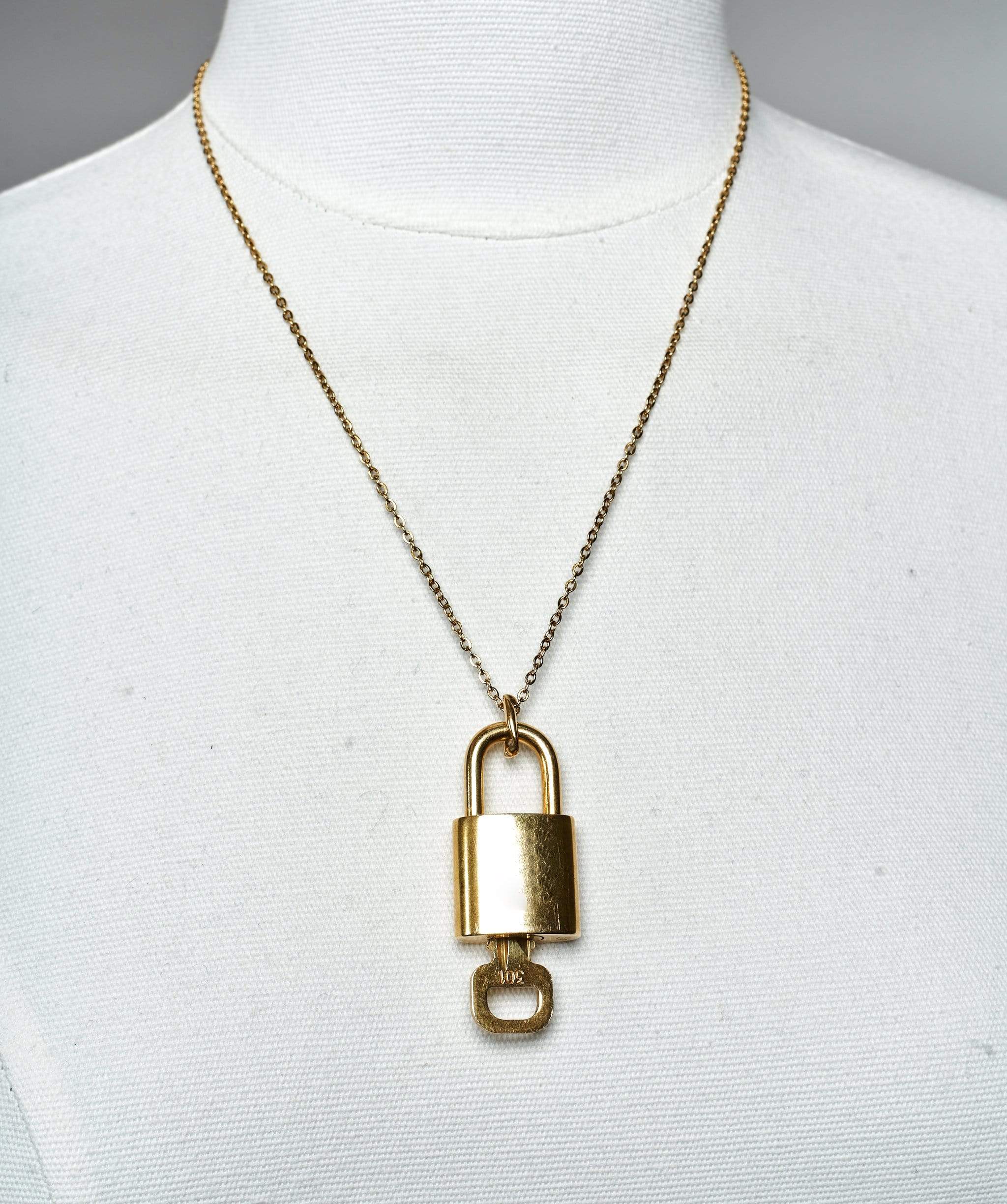 Luxury Promise Luxury Replica
 Thin Single Chain for Padlocks