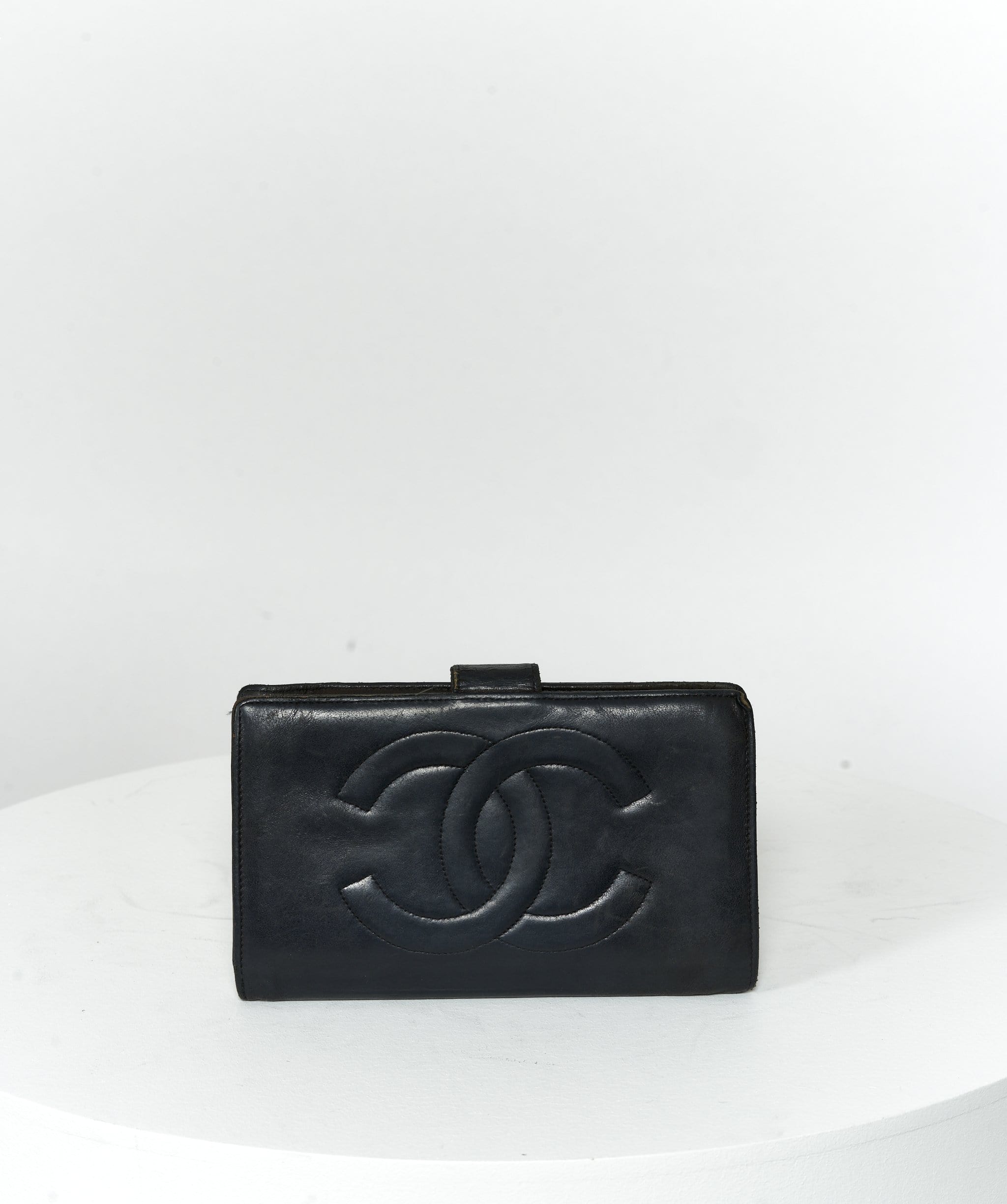 LuxuryPromise Chanel Lambskin Wallet