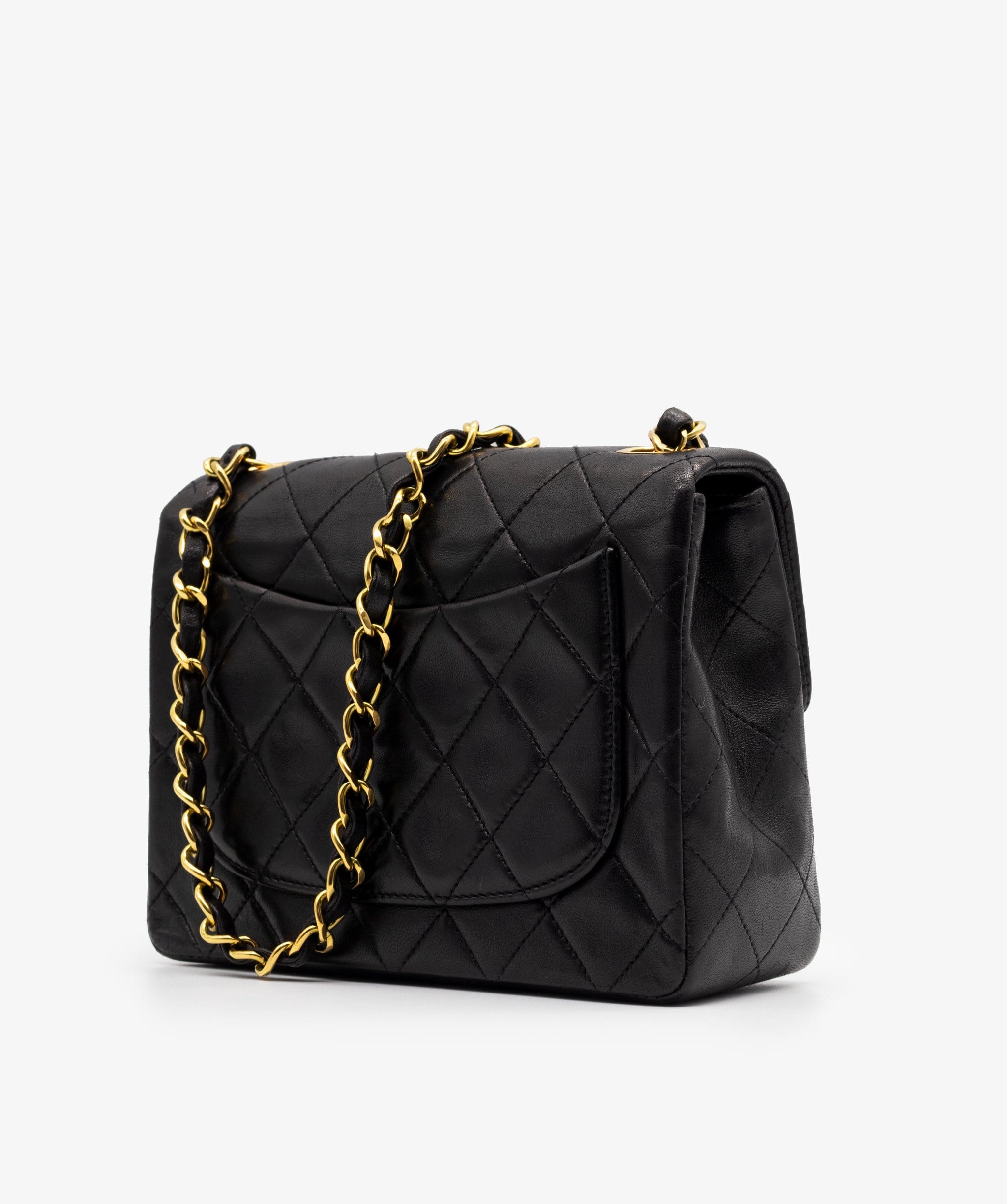 LuxuryPromise Chanel classic flap mini black - lambskin GHW