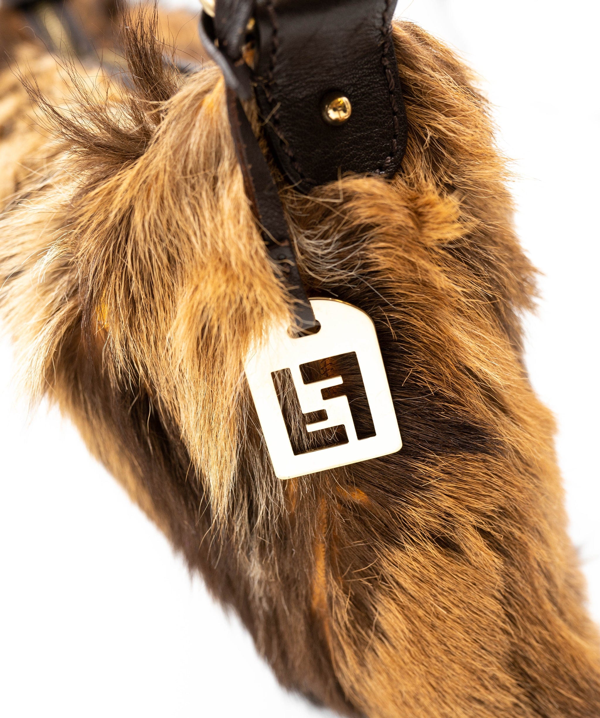 LuxuryPromise Fendi fur bag - AWL2488