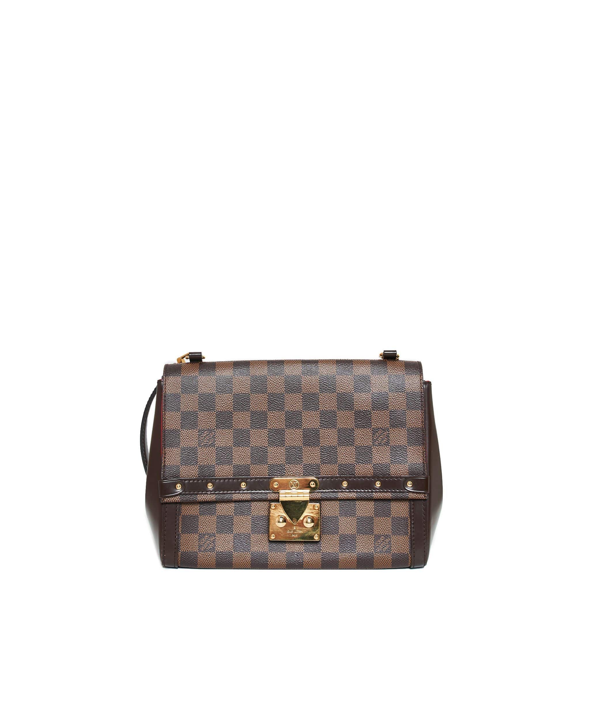 LuxuryPromise Louis Vuitton Damier pochette AGL1164