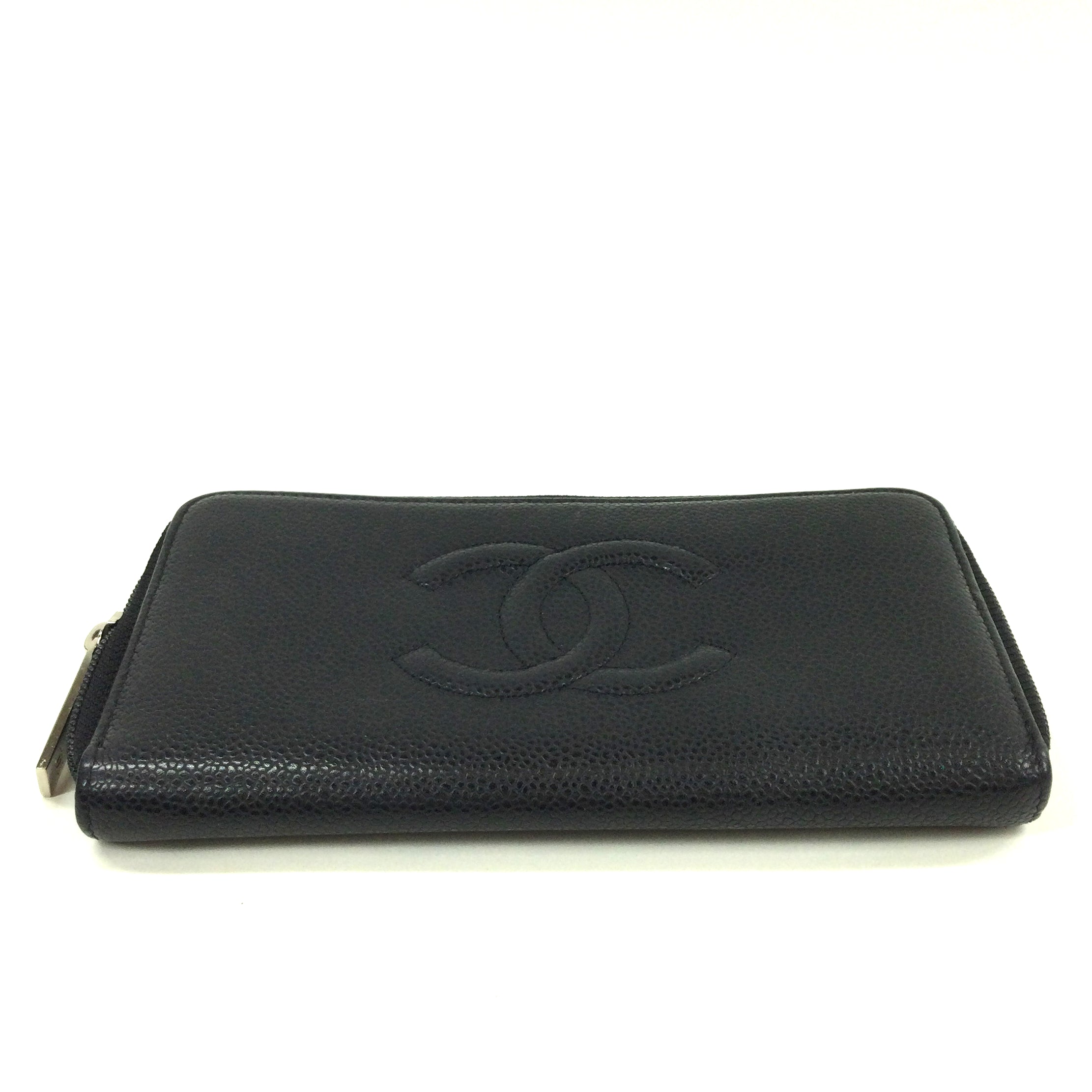 LuxuryPromise Chanel Caviar Matelasse Round Zipped Wallet