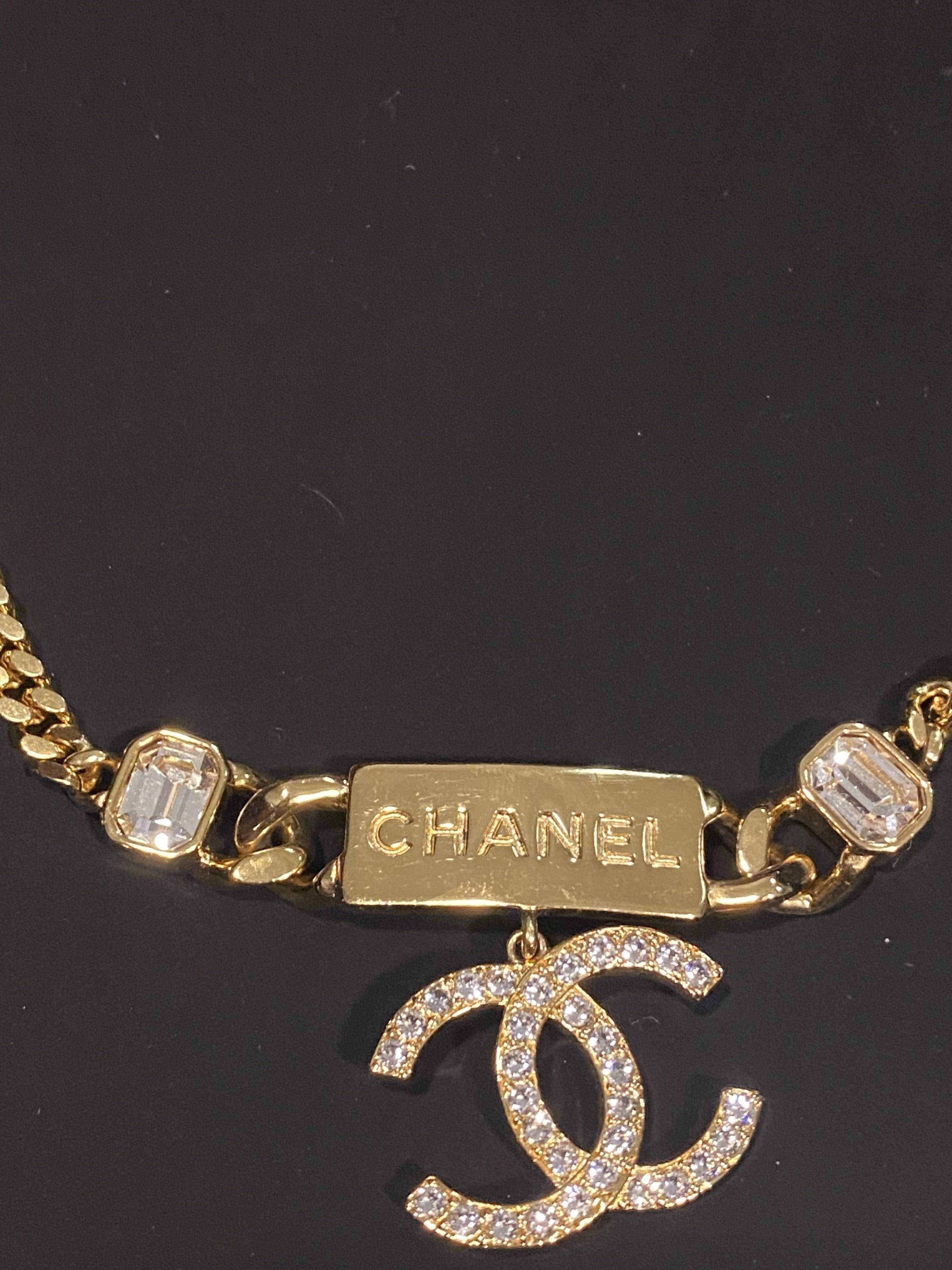 LuxuryPromise Chanel chocker gold diamonte