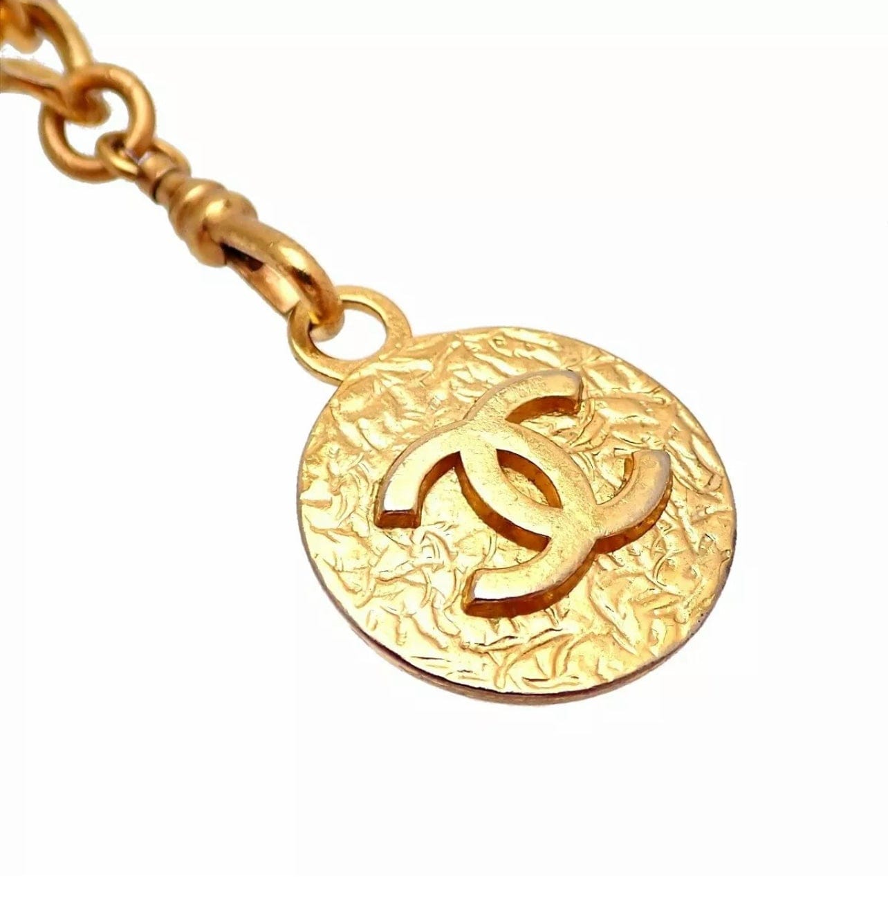 LuxuryPromise Chanel necklace or belt chain gold