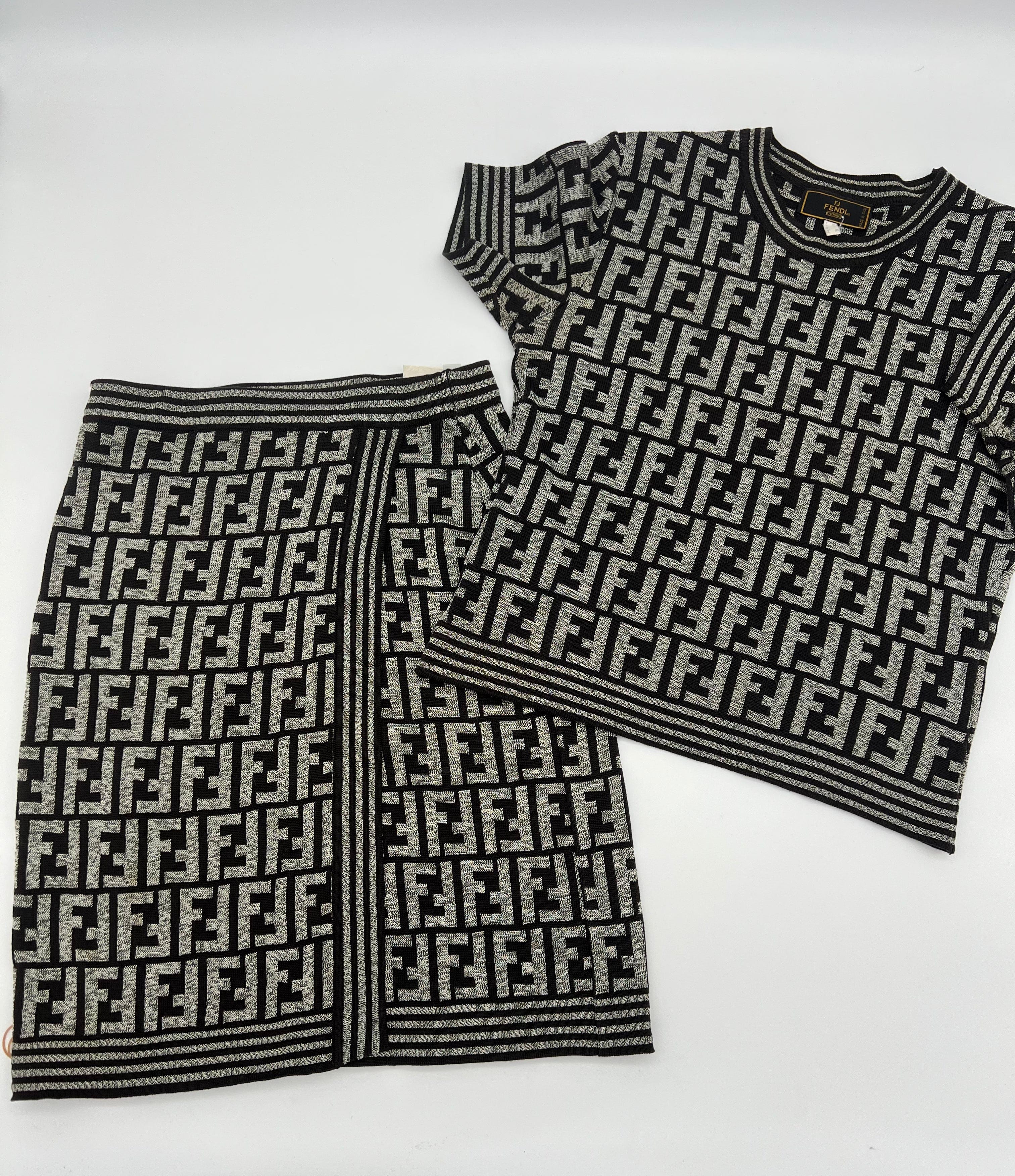 LuxuryPromise Fendi Zucca Knit Top & Skirt Set UIL1024